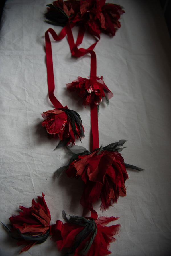 N° 155 falling flower accessory - ume red - L (made to order)