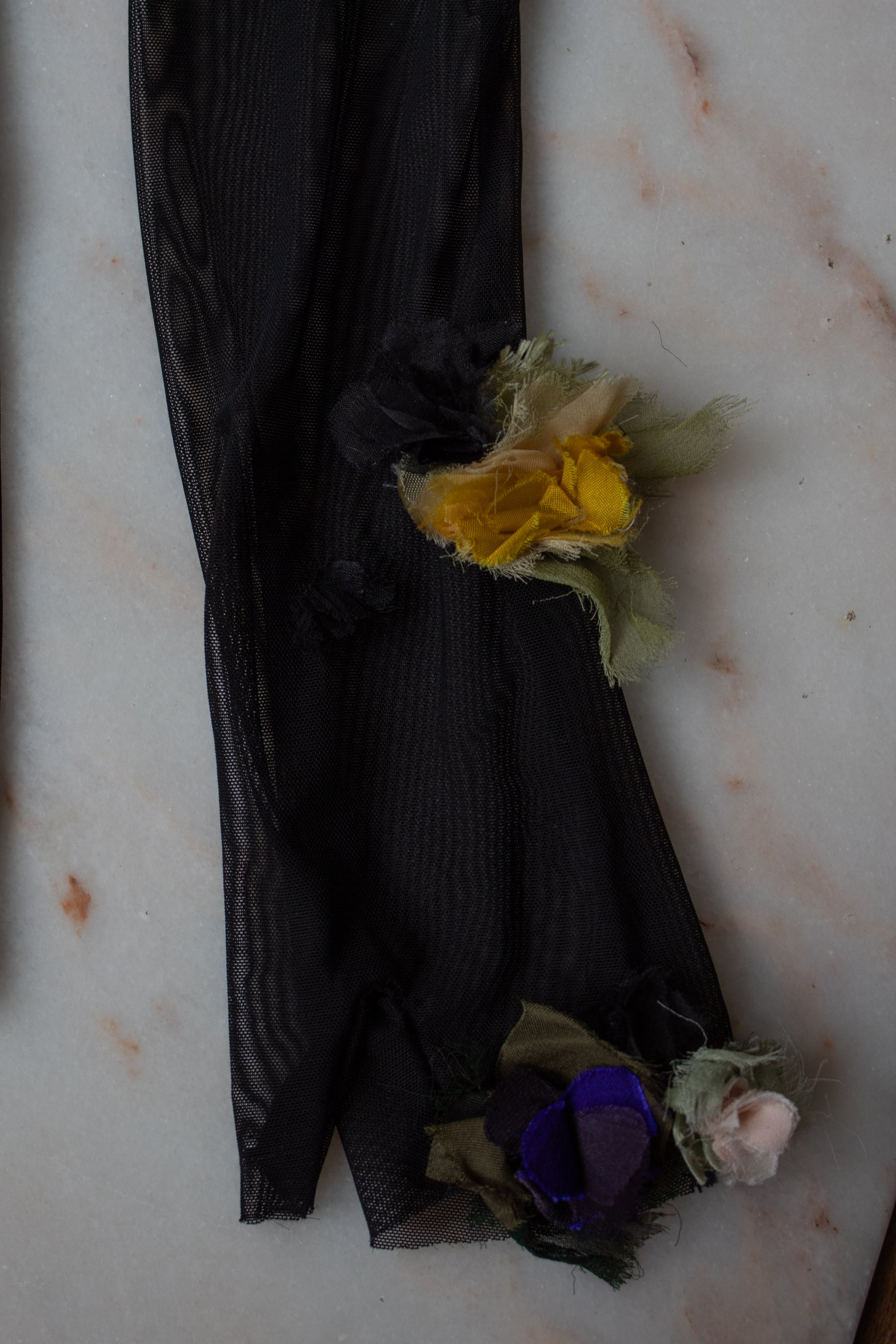 N° 90 crushed blooms fingerless gloves- multi
