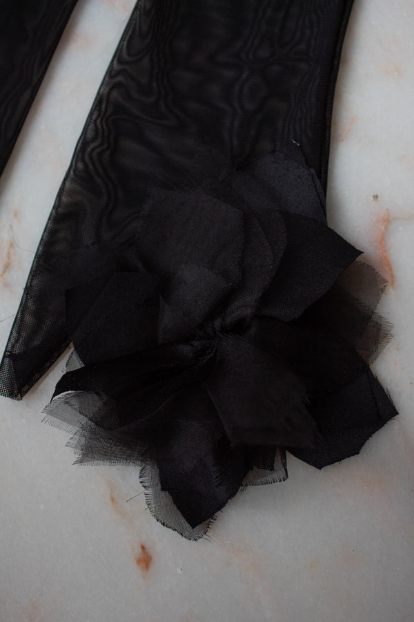 N° 90 blooming flower fingerless gloves- sumi black