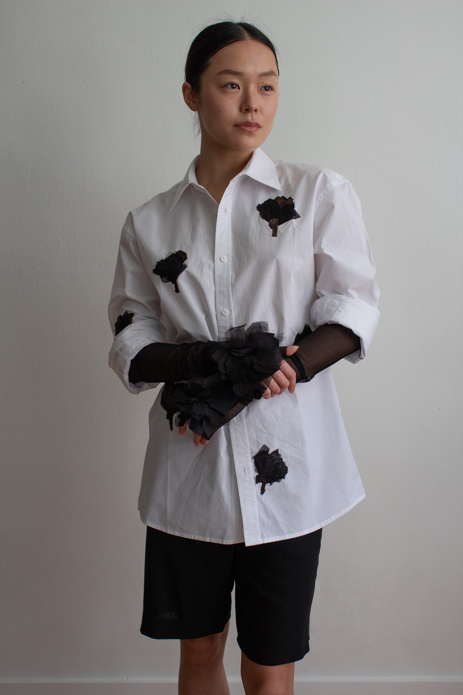 N° 90 blooming flower fingerless gloves- sumi black