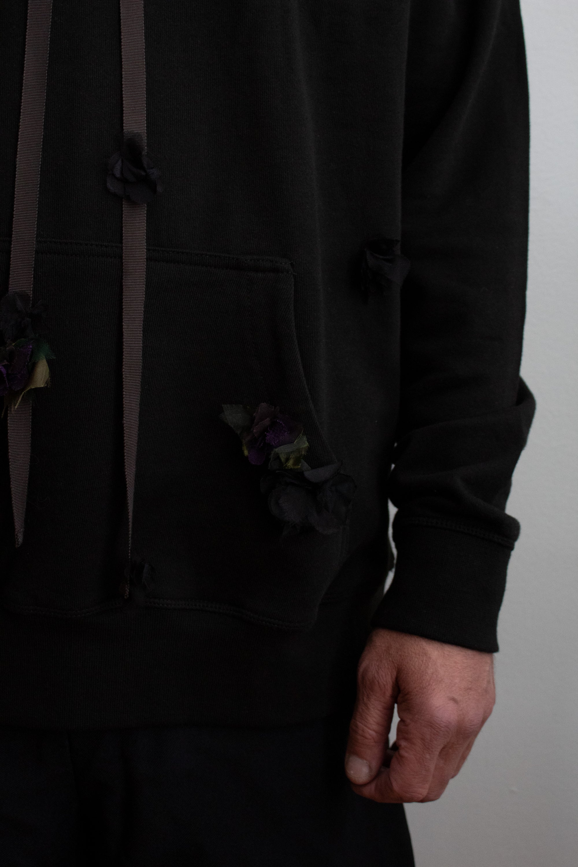 N° 306 multi crushed blooms hoodie - nasu eggplant