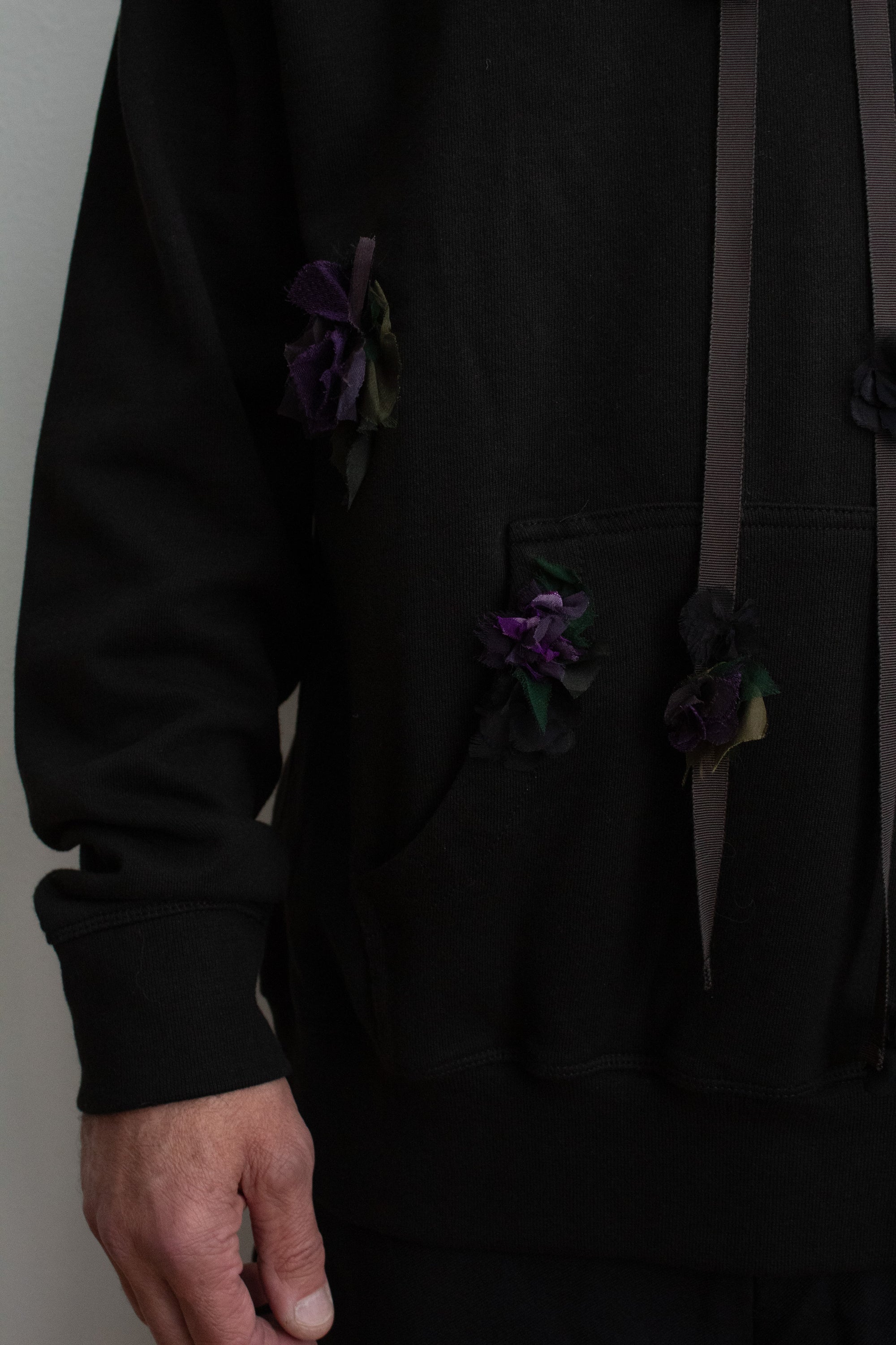N° 306 multi crushed blooms hoodie - nasu eggplant