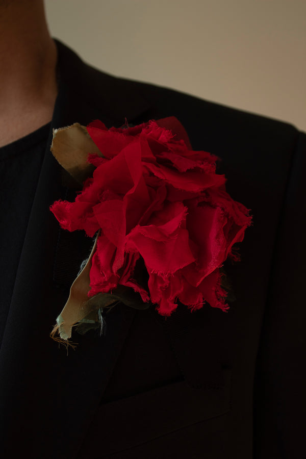 N° 51 crushed bloom brooch - ume red - M