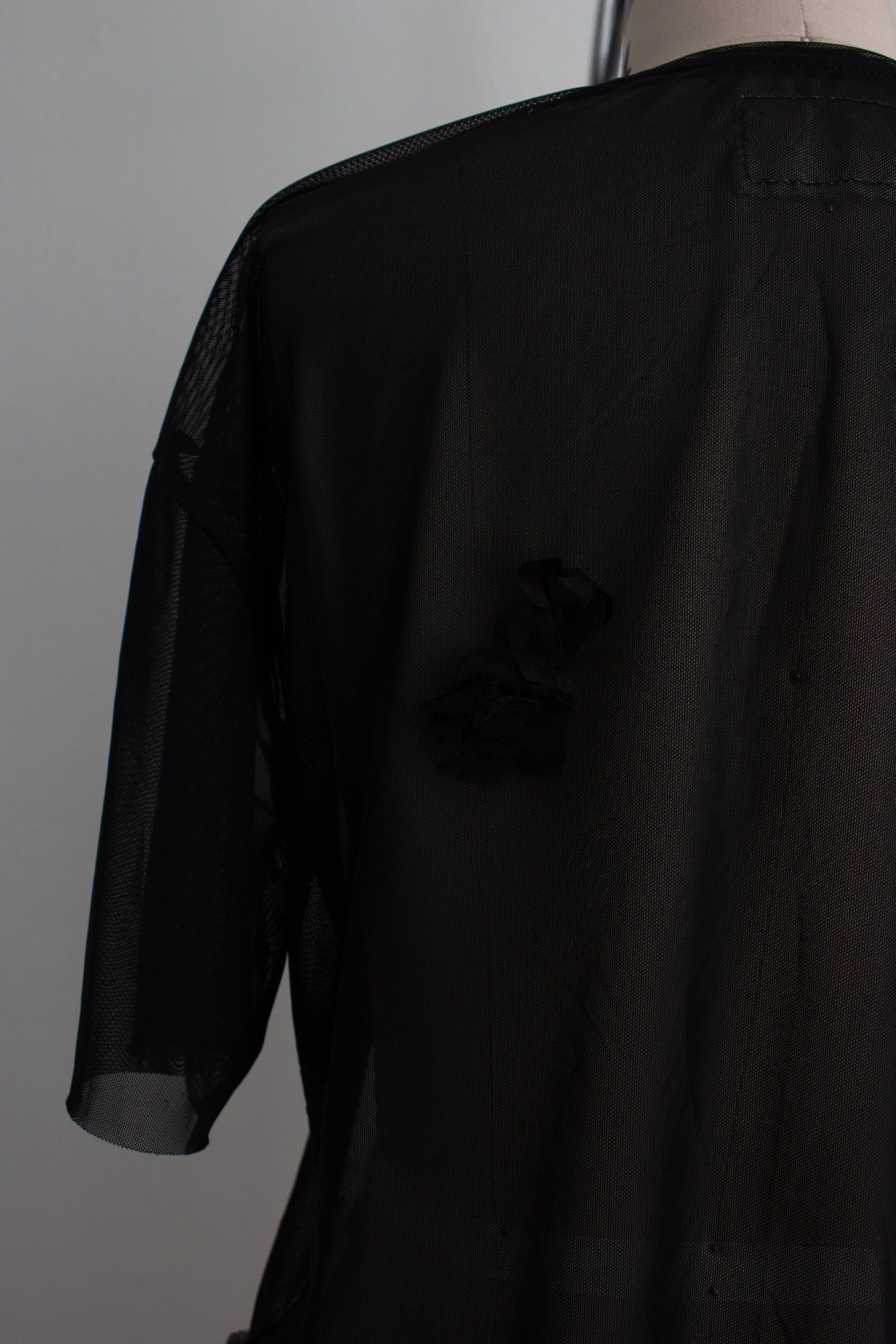 N° 94 crushed blooms oversized top - sumi black