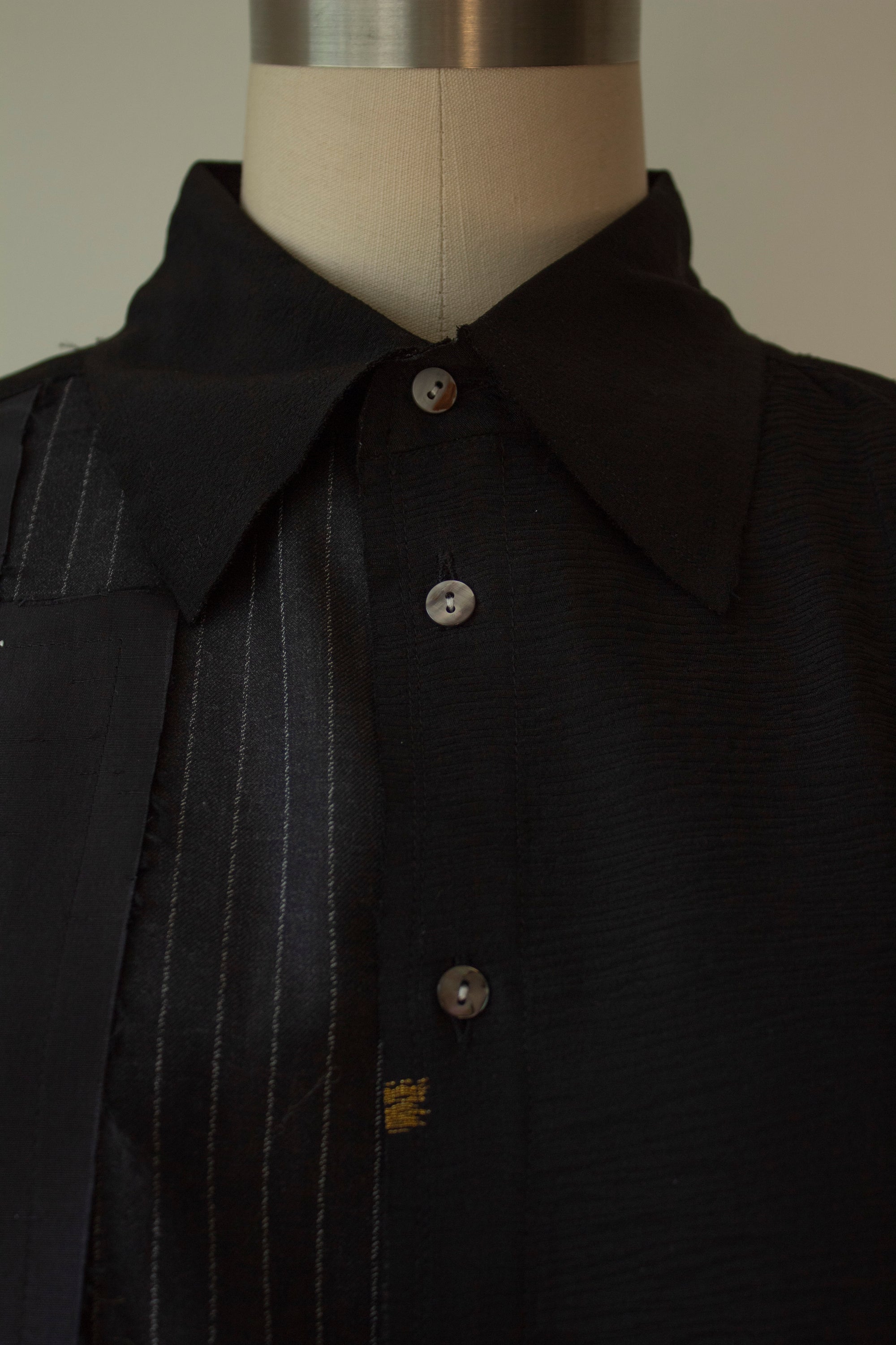 N° 225  embroidered paneled pinstripe haori overshirt 3 -  S