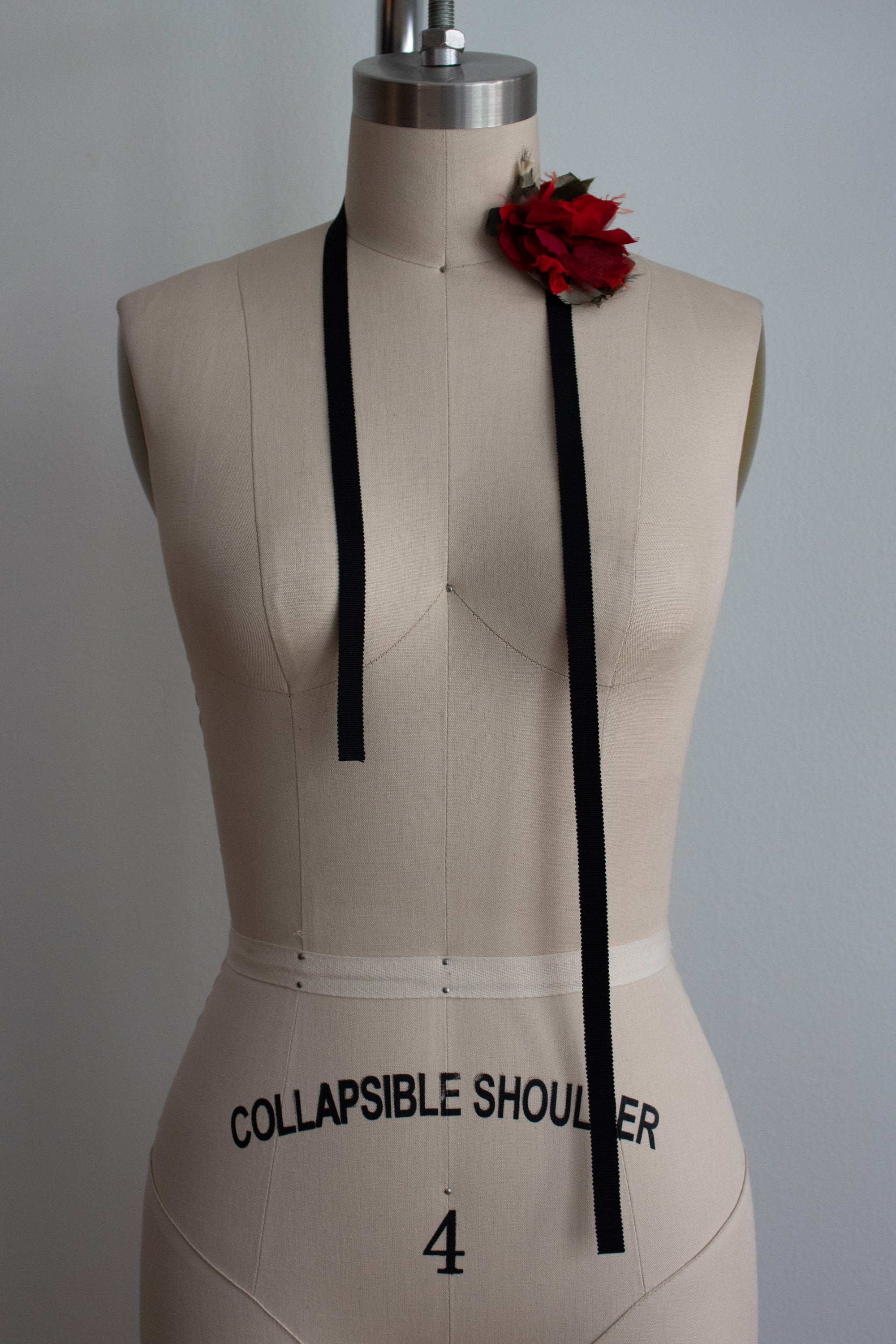N° 44 crushed bloom tie - momiji red - XS