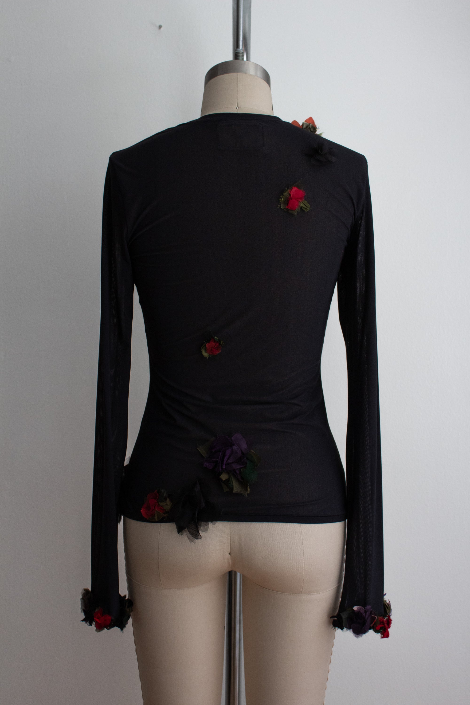 N° 72 flower arrangement fitted long sleeve - nasu eggplant