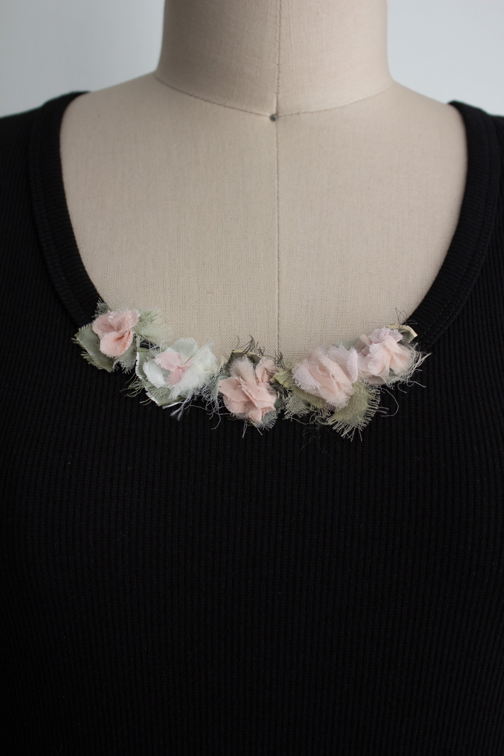 N° 354 unisex fitted crushed blooms tank - ame pink