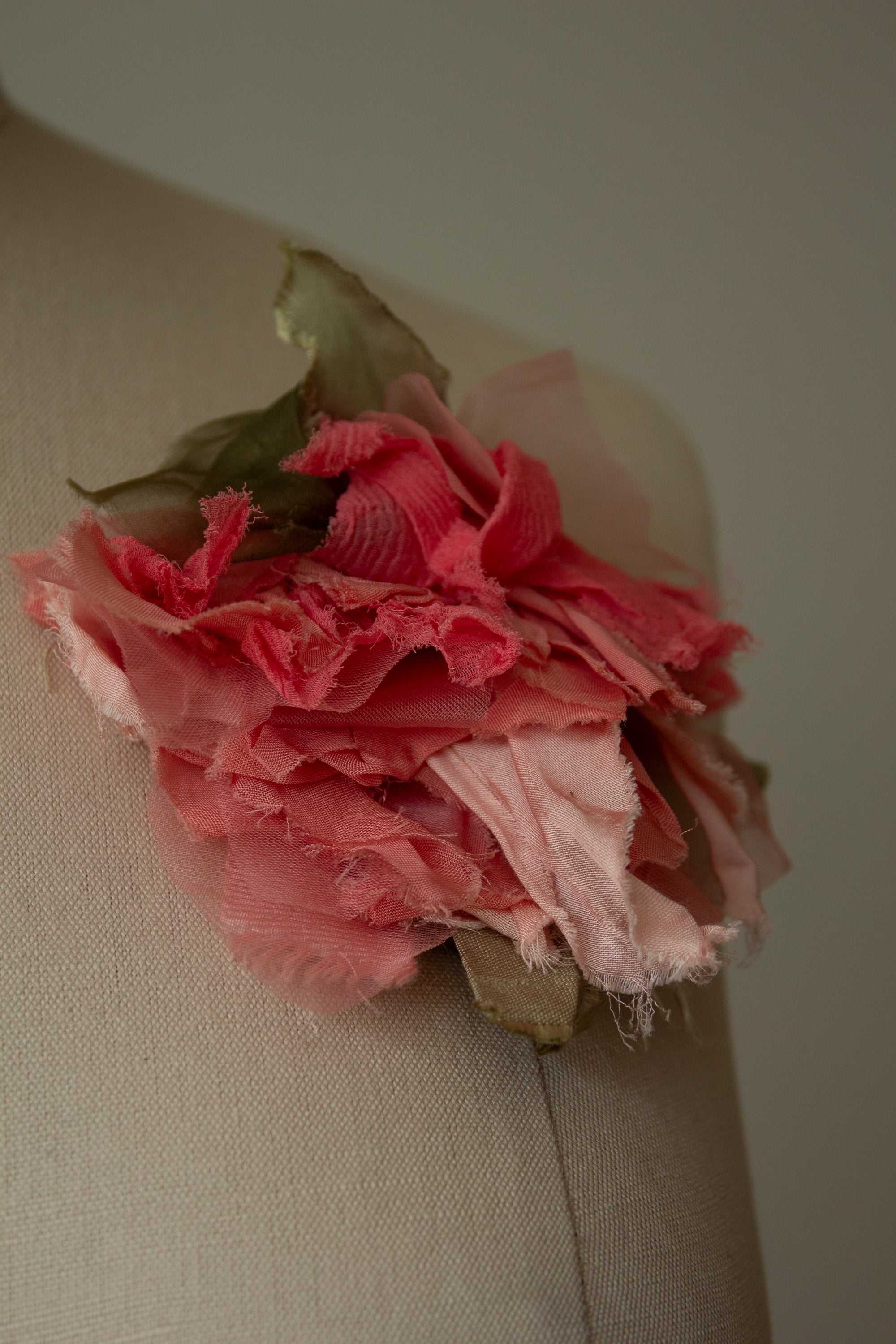 N° 51 crushed bloom brooch - akizakura pink - M