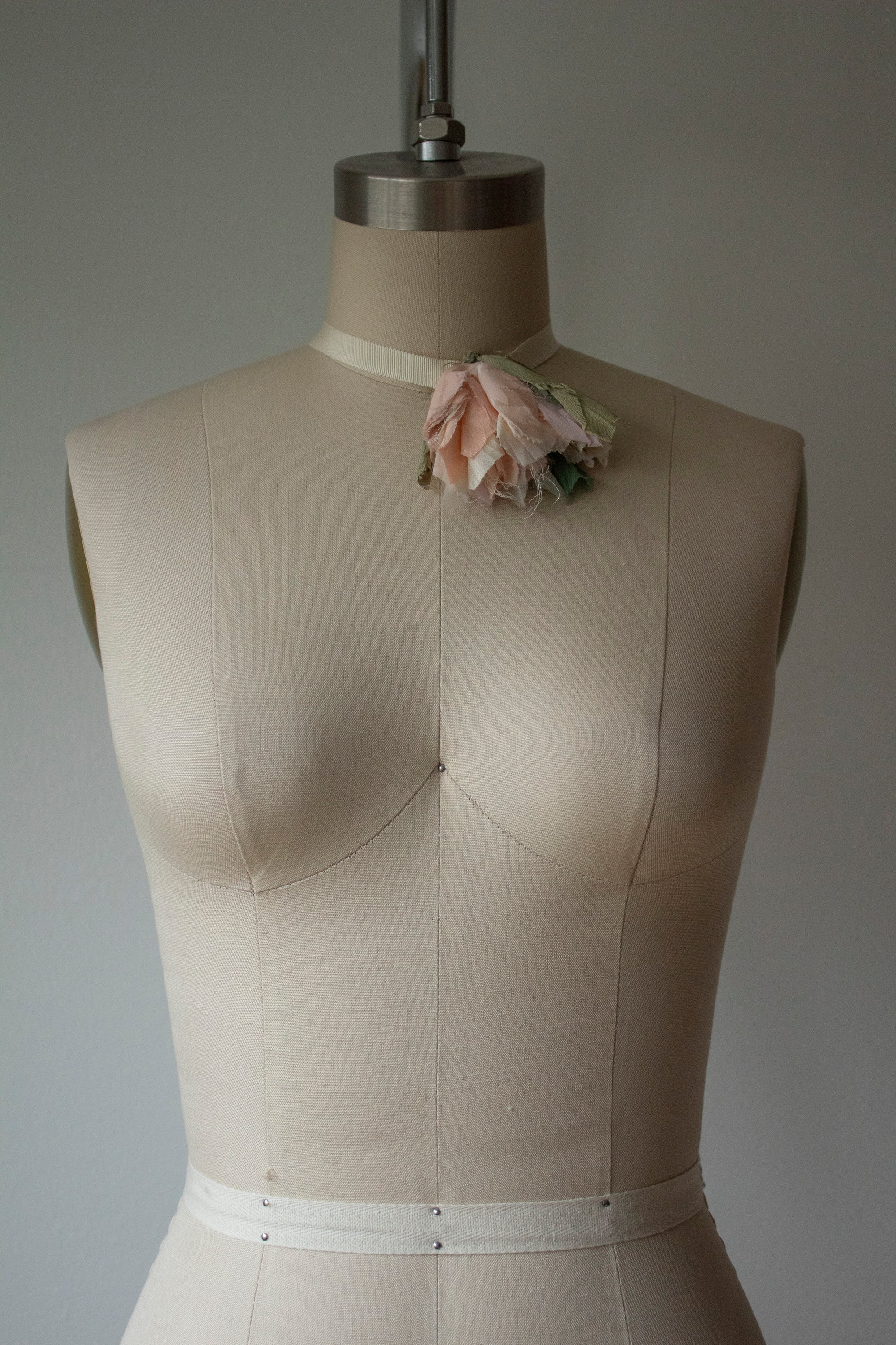N° 44 crushed bloom choker - ame pink - M