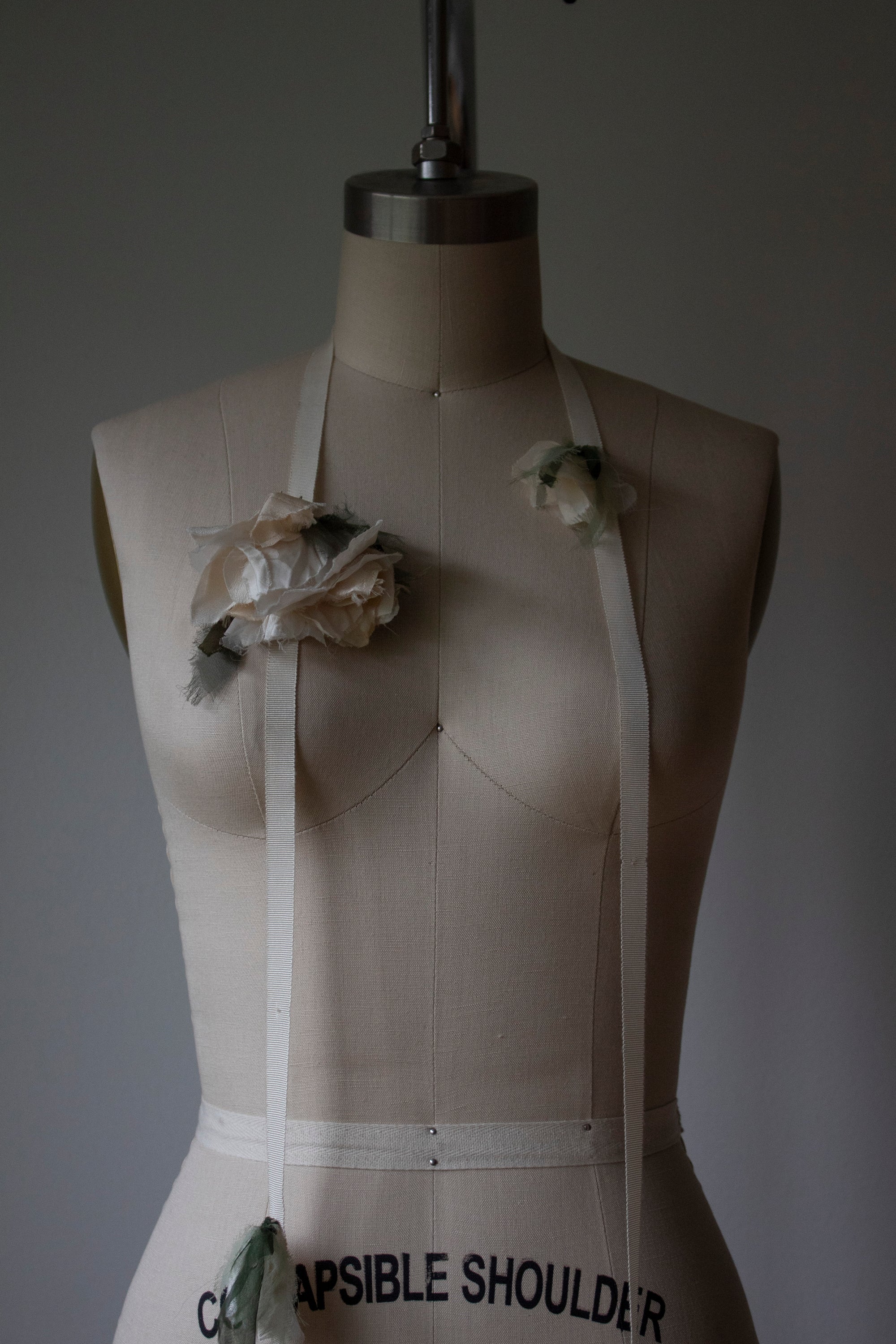 N° 155 falling flower accessory - ivory/cream - 2
