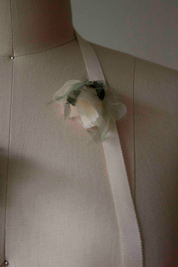 N° 155 falling flower accessory - ivory/cream - 2