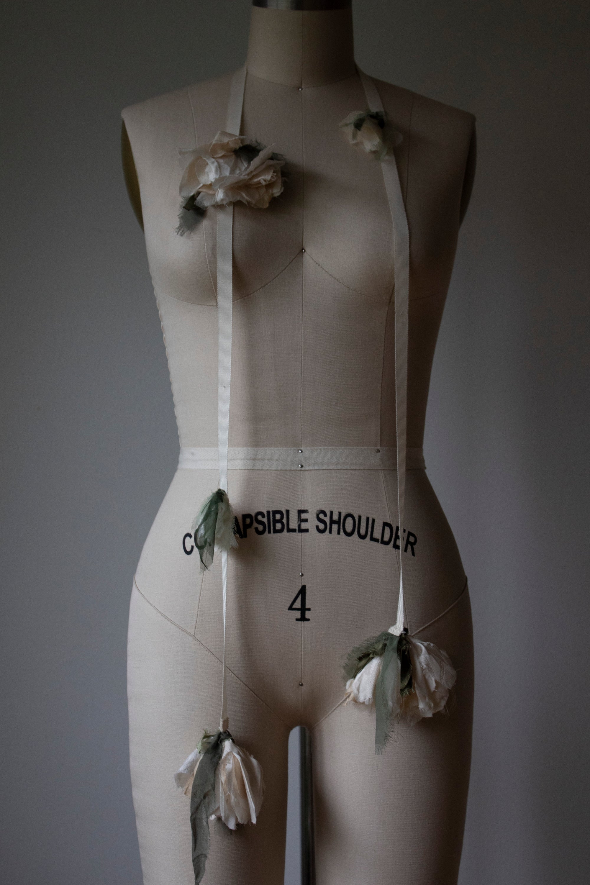 N° 155 falling flower accessory - ivory/cream - 2