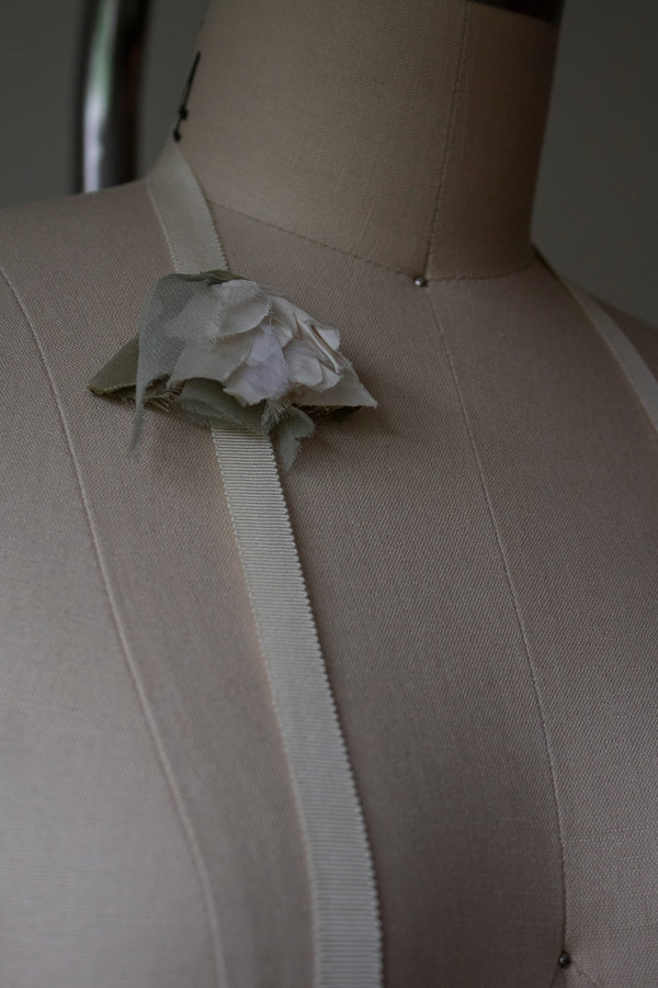 N° 155 falling flower accessory - ivory/cream -1