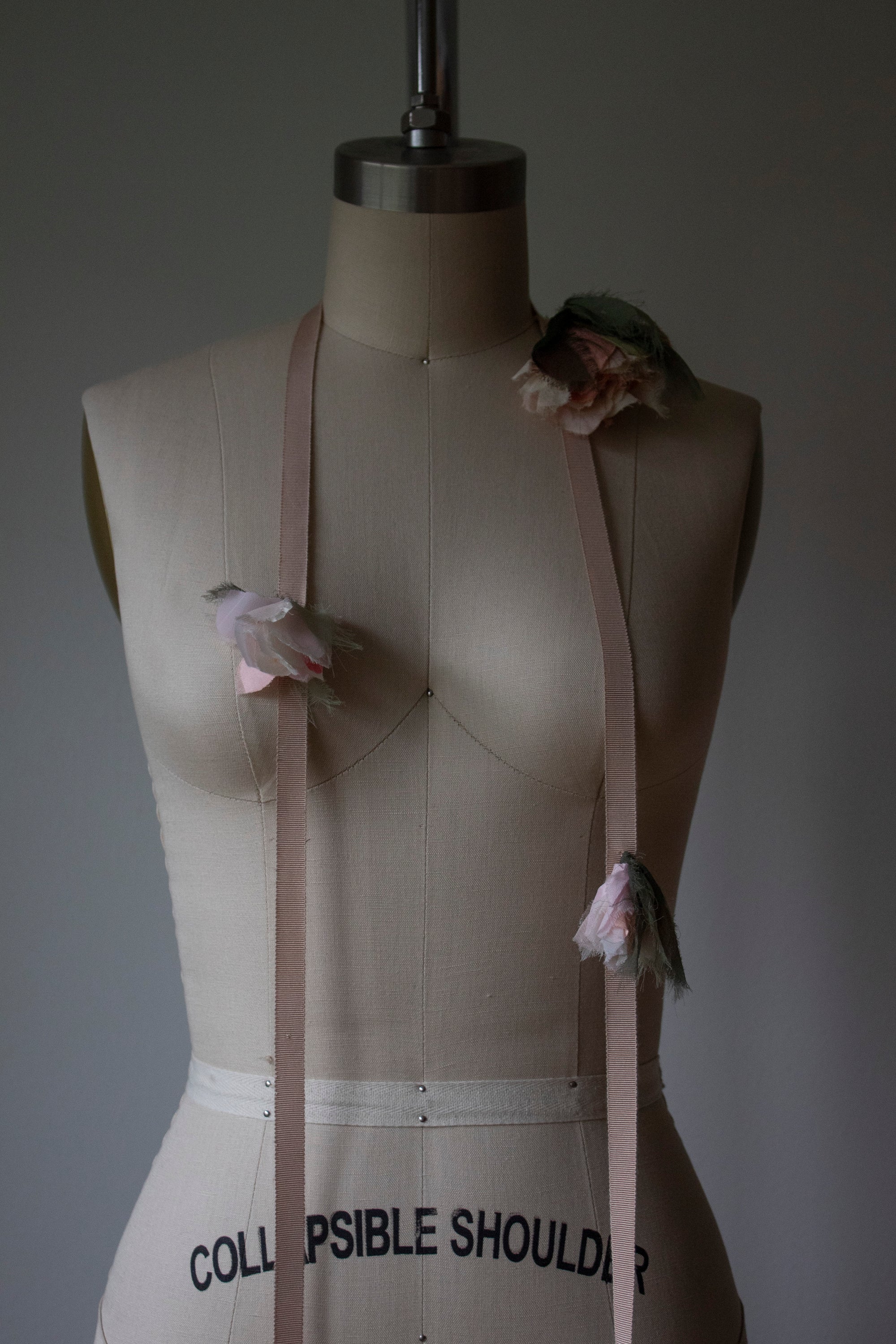 N° 155 falling flower accessory - botanical pink - 5