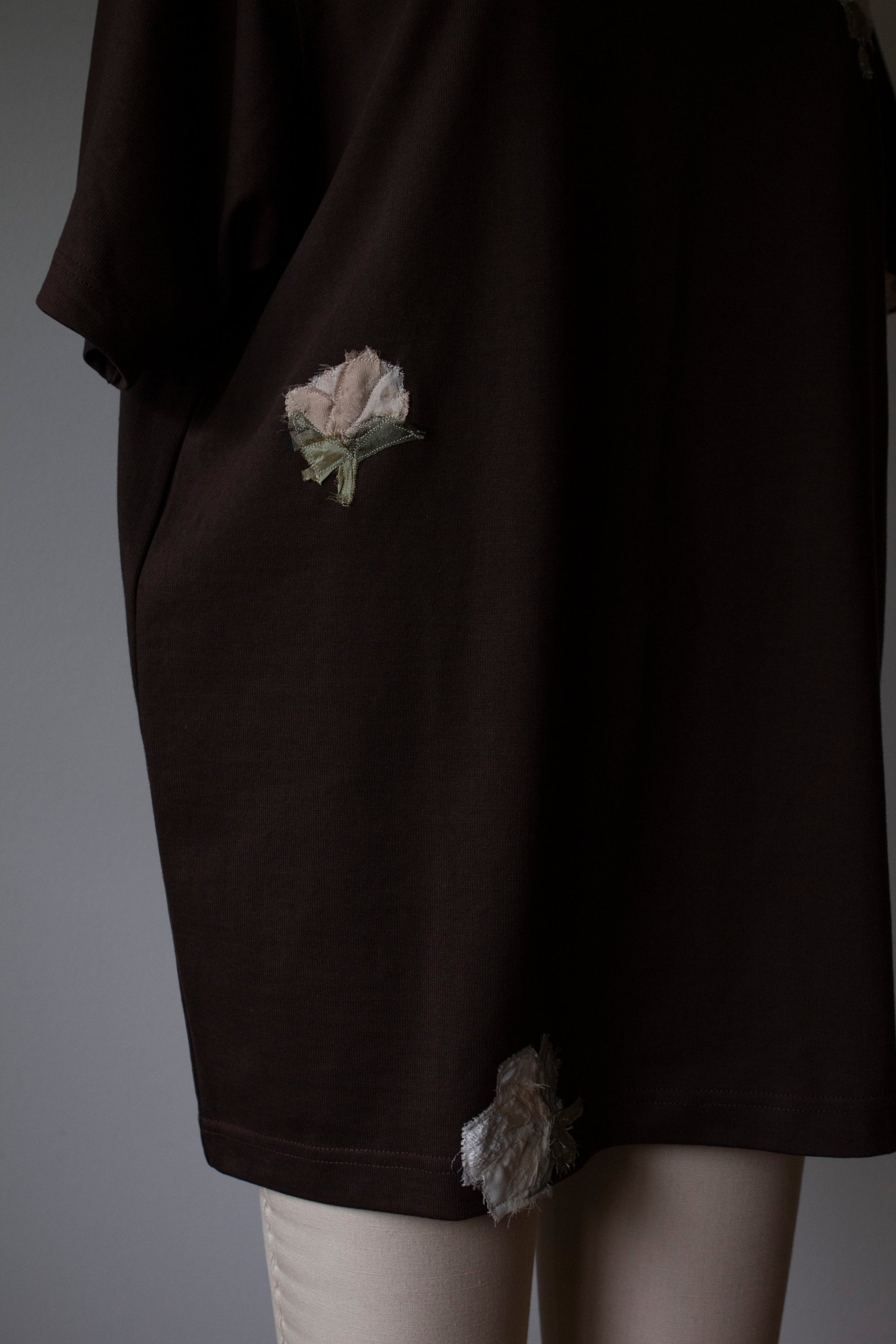 N° 285 multi pressed flower heavyweight t-shirt - choco brown - S, M, L, XL