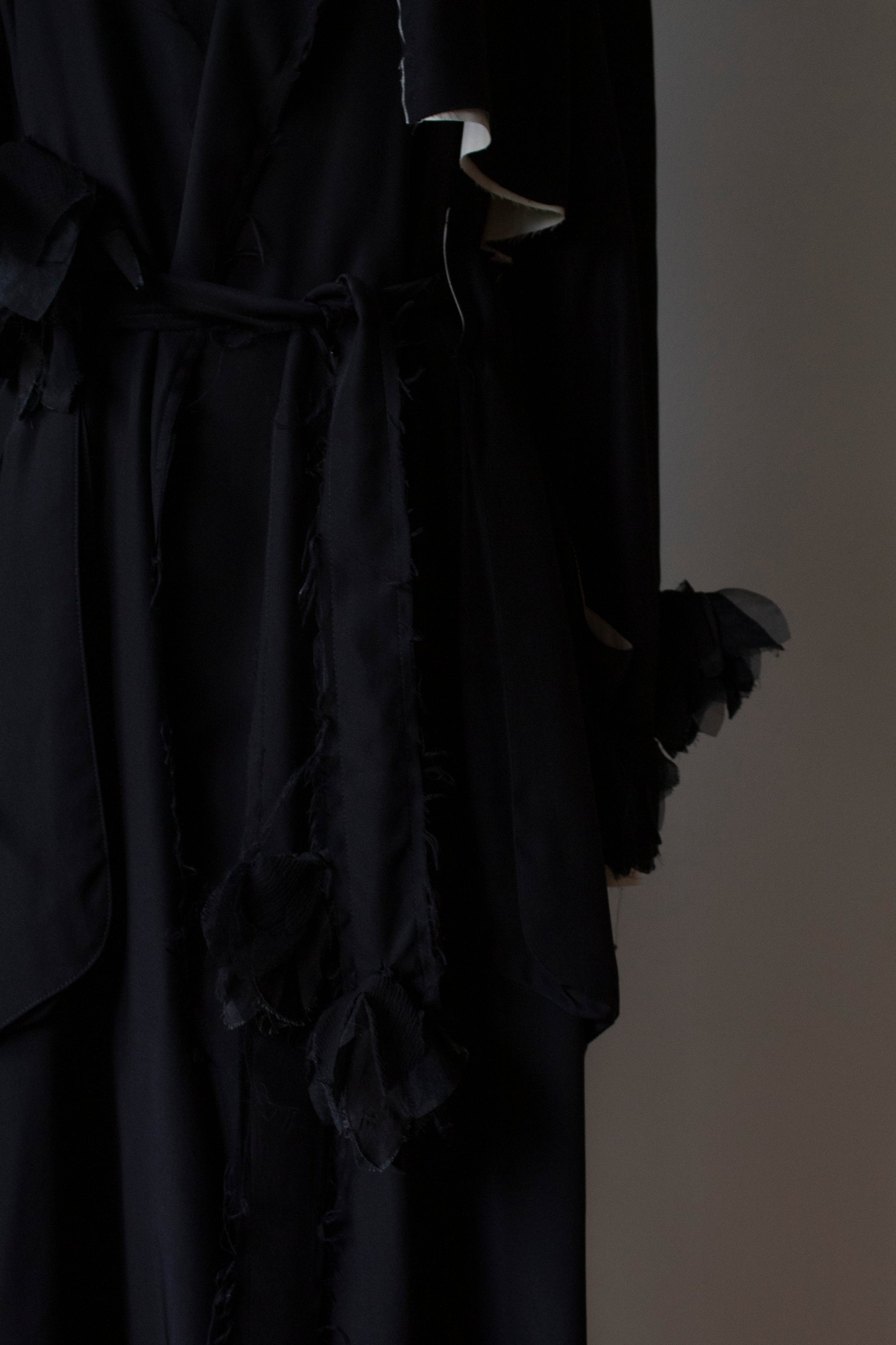 N°192 falling flower silk trench coat