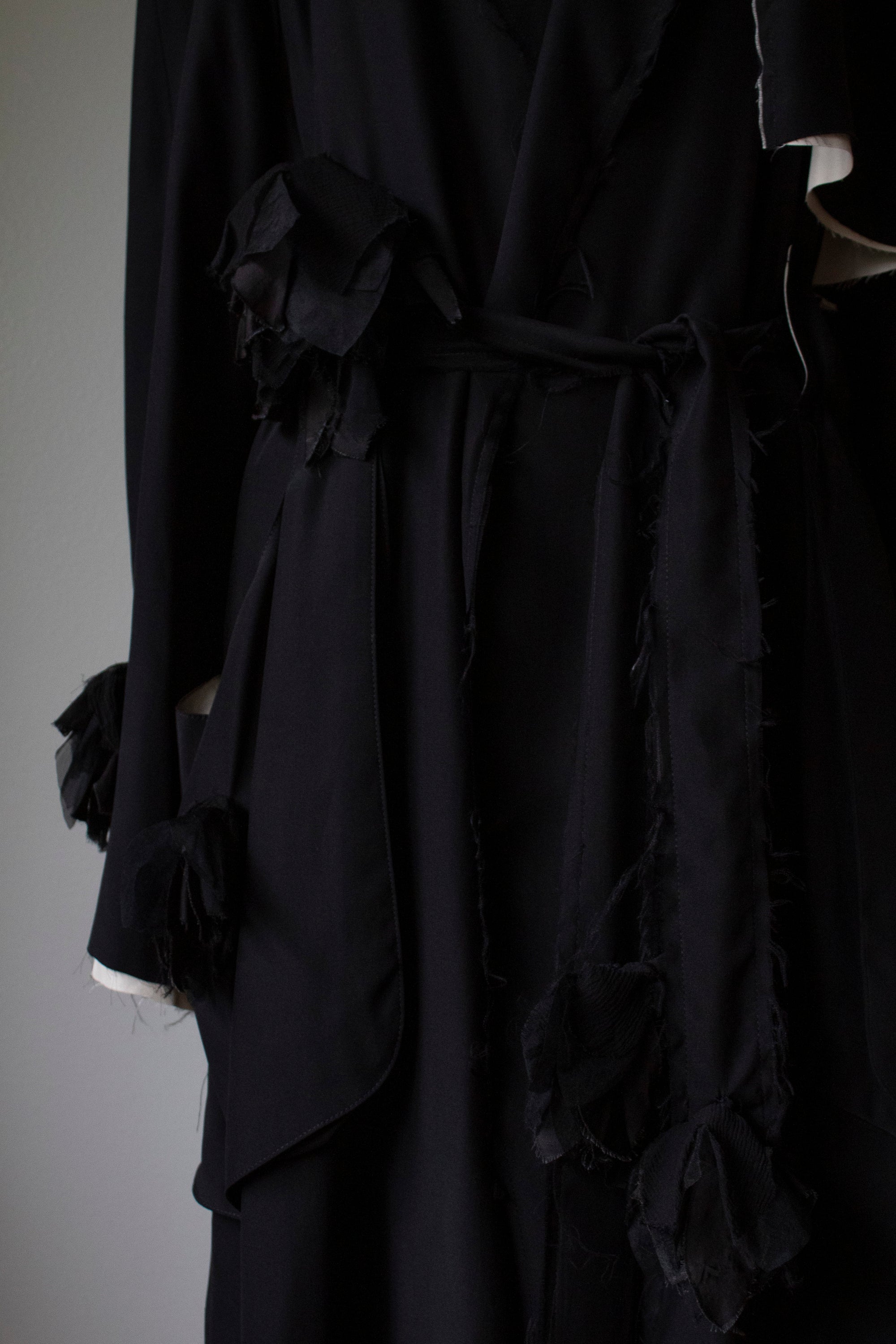 N°192 falling flower silk trench coat