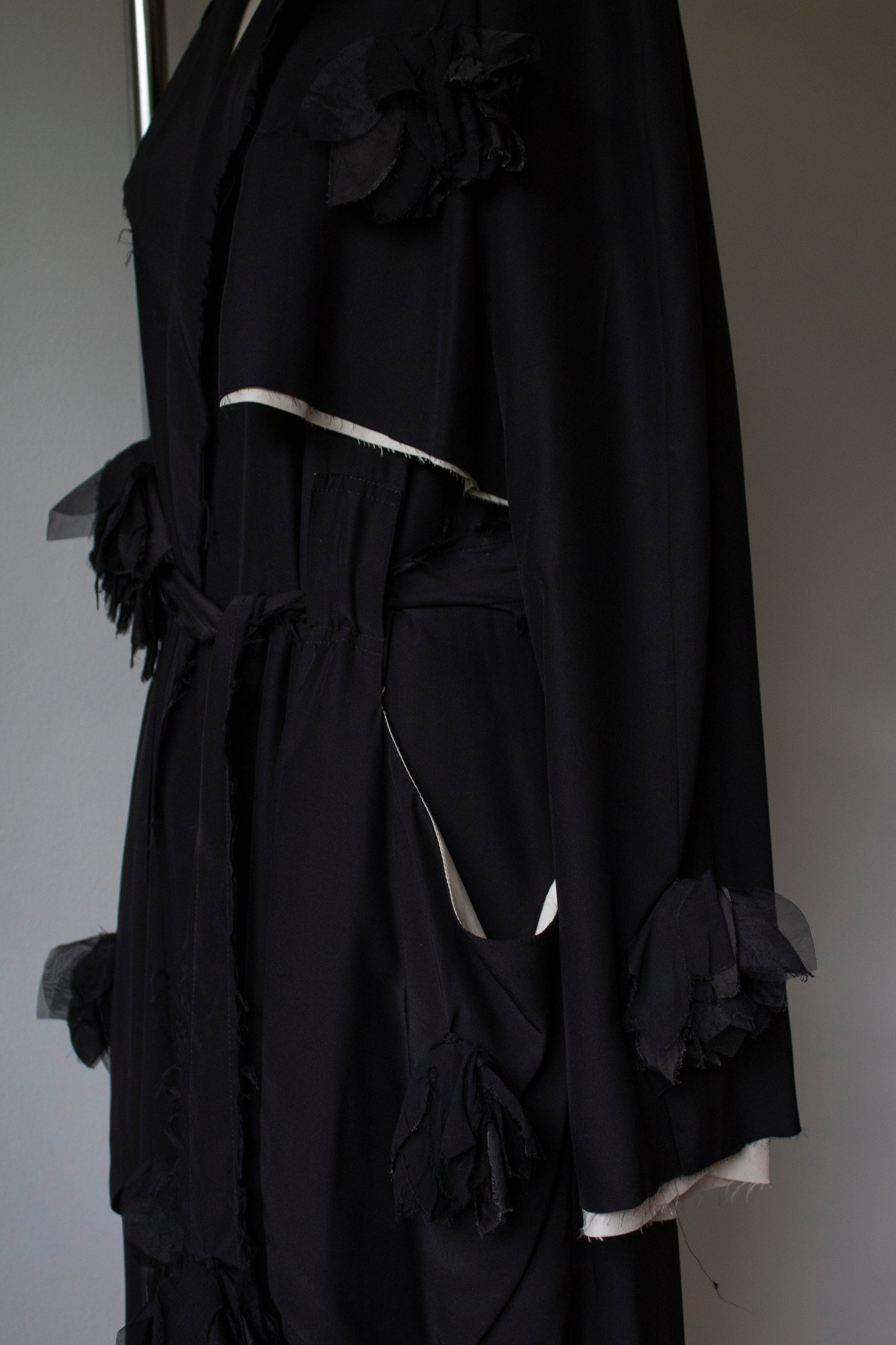 N°192 falling flower silk trench coat