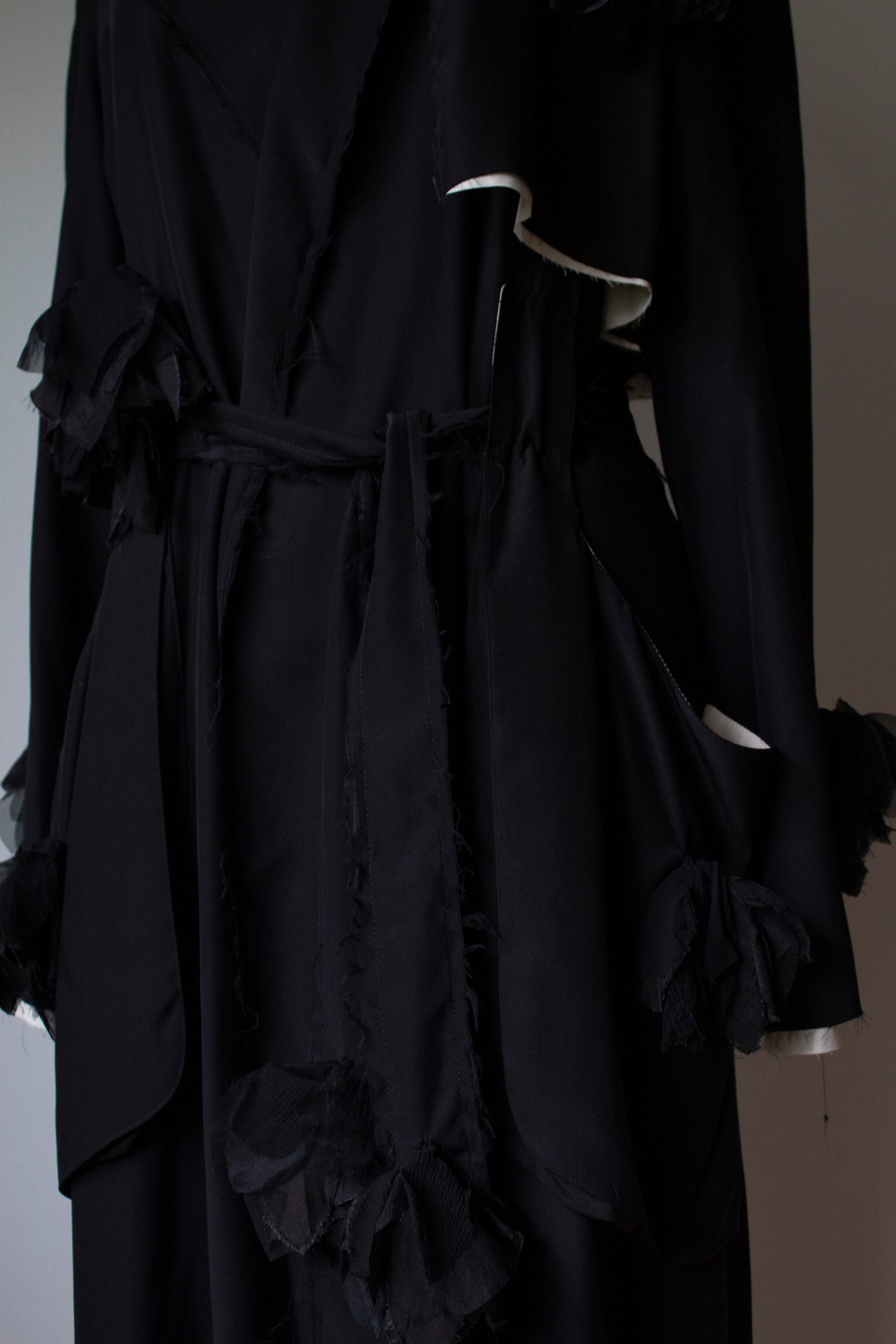 N°192 falling flower silk trench coat