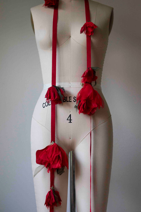 N° 155 falling flower accessory - ume red - L/XL
