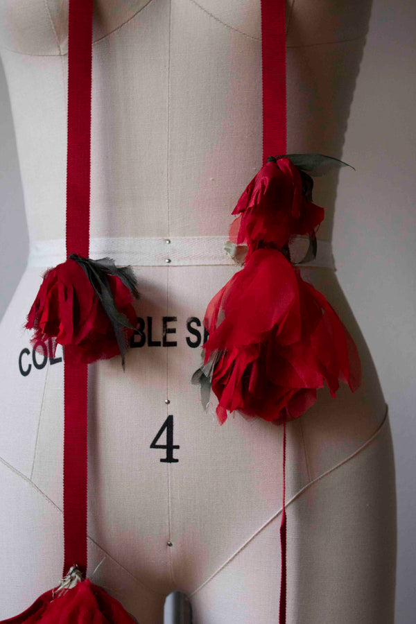 N° 155 falling flower accessory - ume red - L/XL