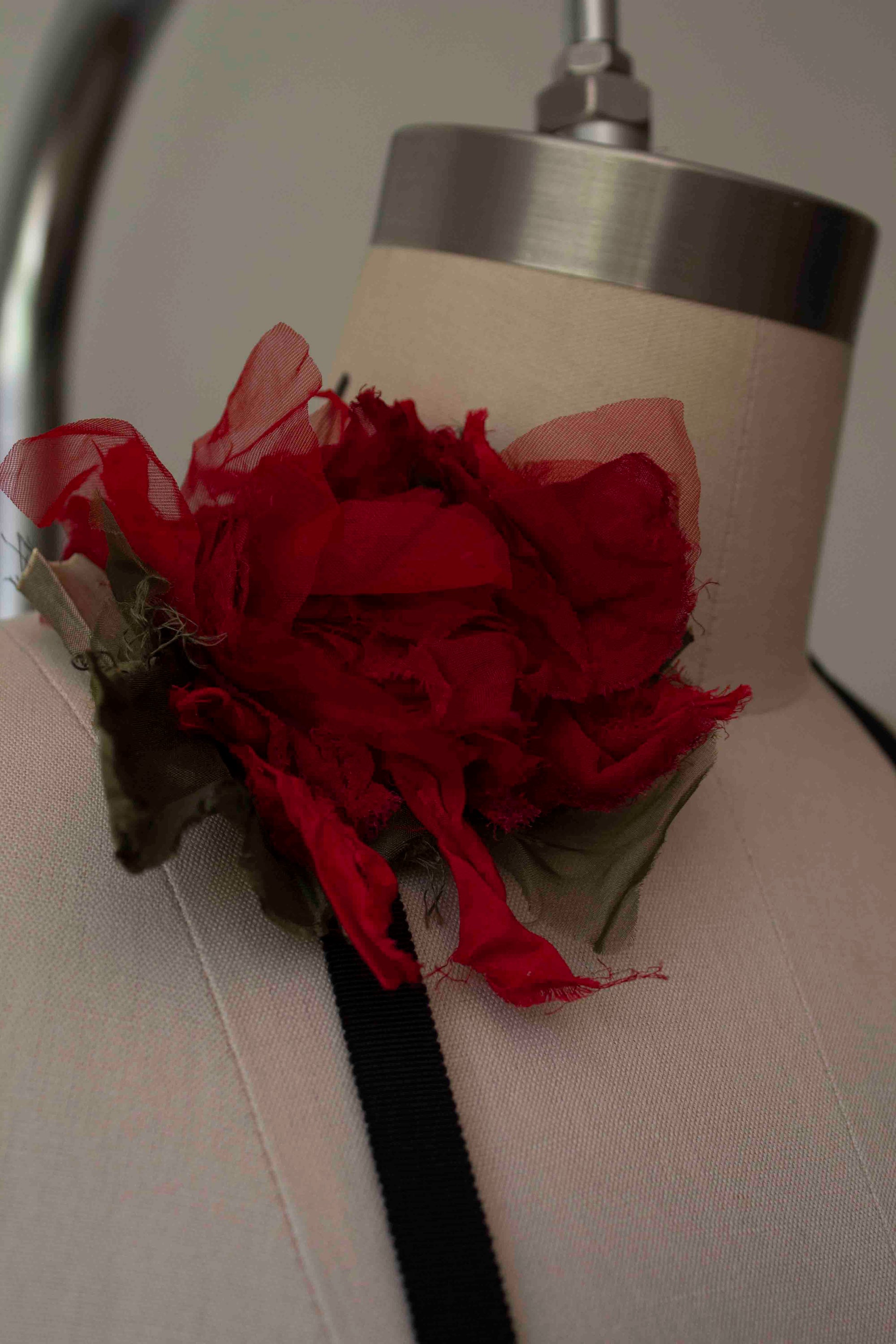 N° 49 crushed blooms accessory - ume red - M