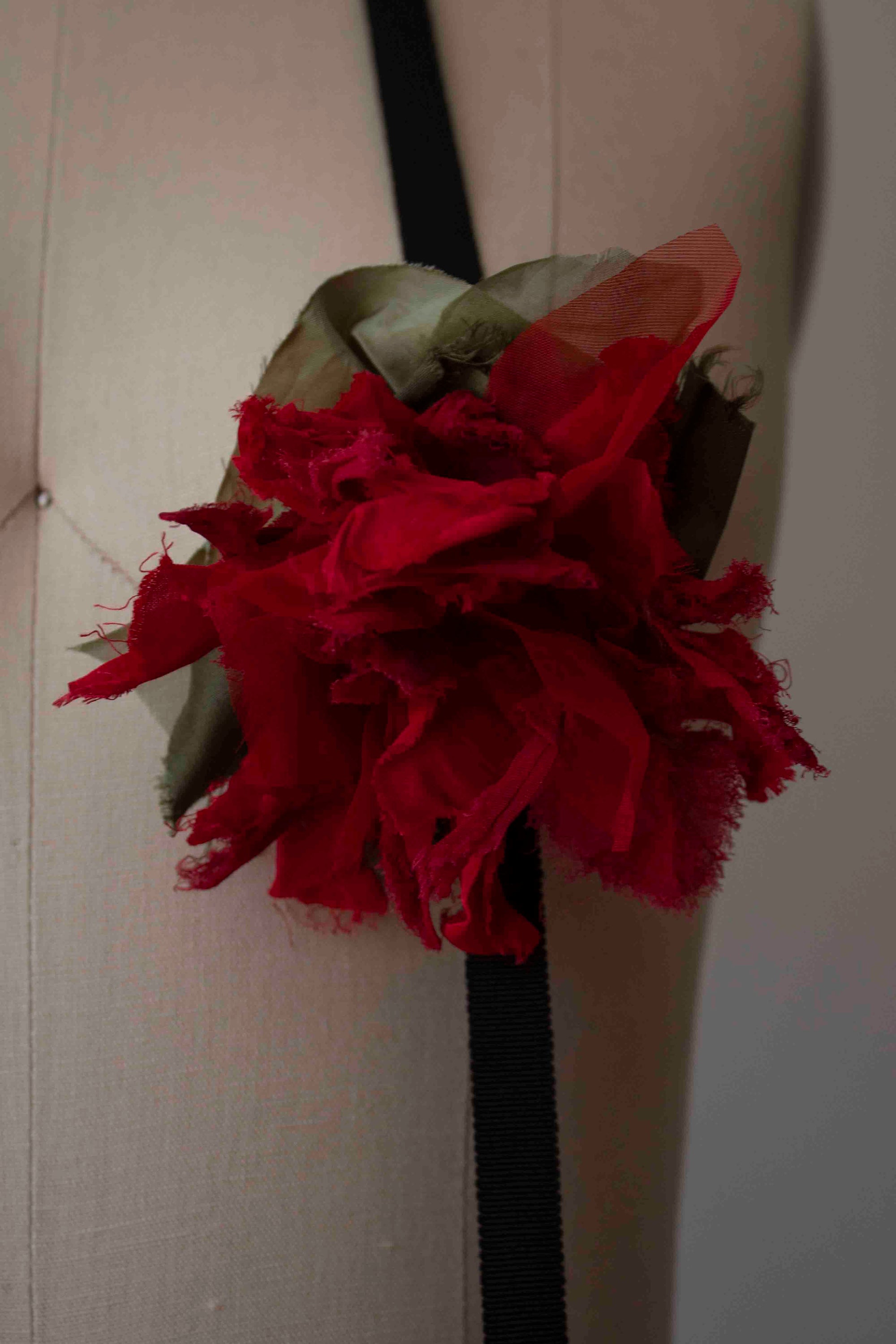 N° 49 crushed blooms accessory - ume red - M