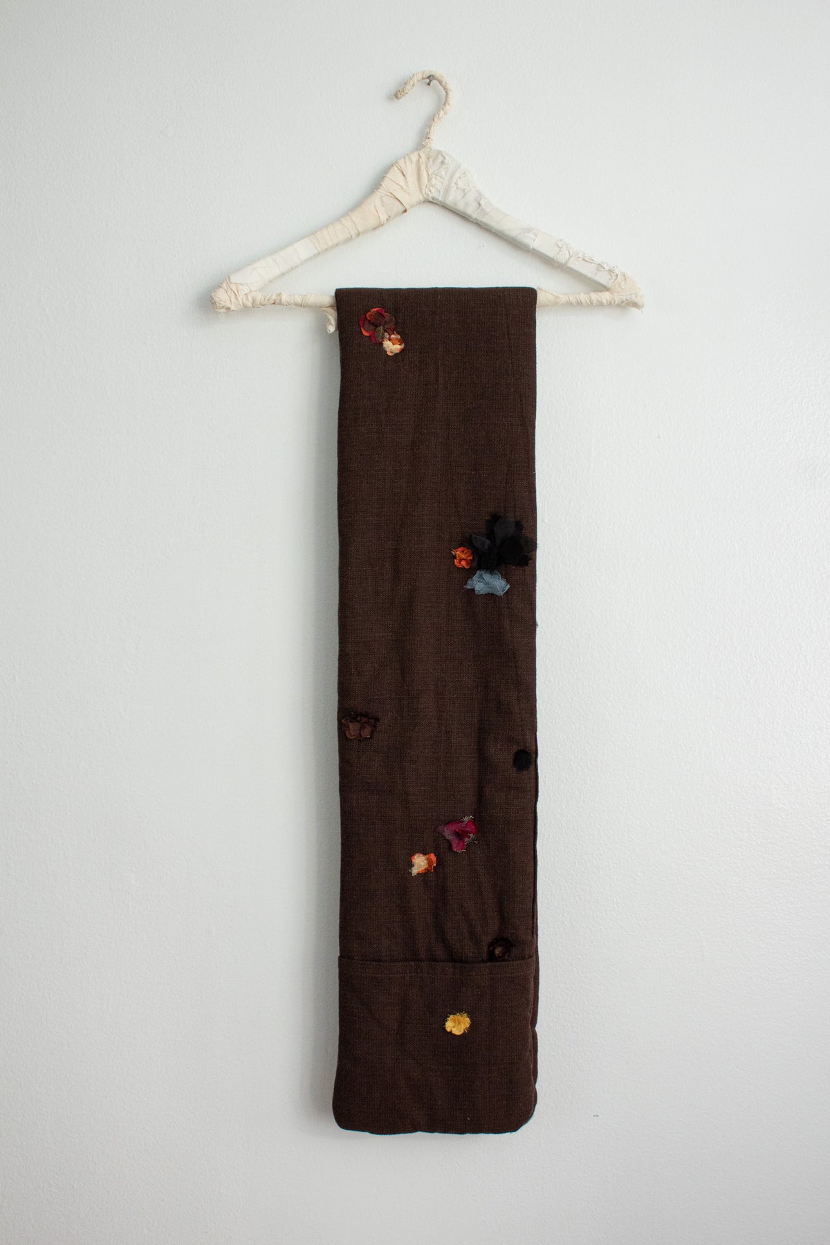 N° 123 crushed blooms scarf - choco brown
