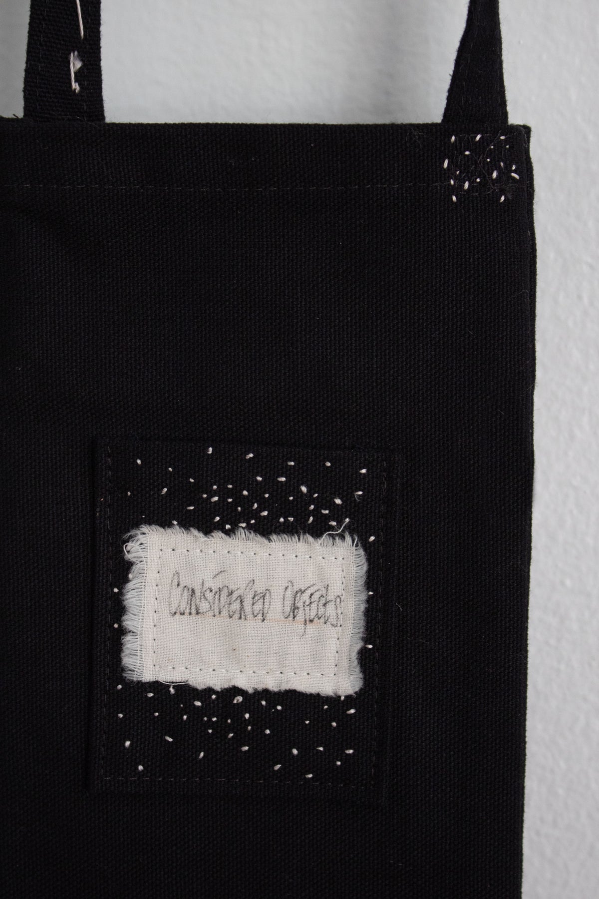 N° 113 constellation crossbody phone pouch - black/white