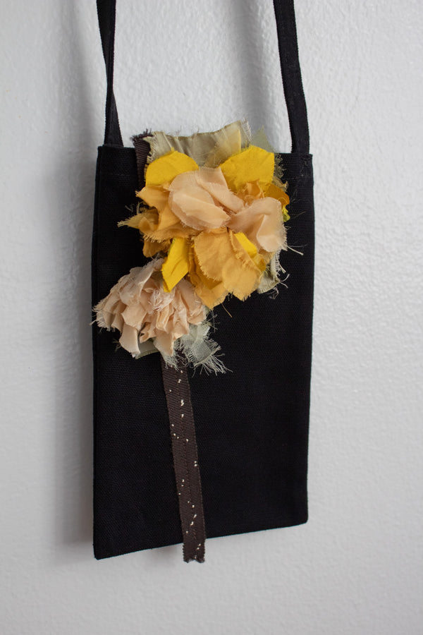 N° 113 crushed bloom crossbody phone pouch - taiyo yellow