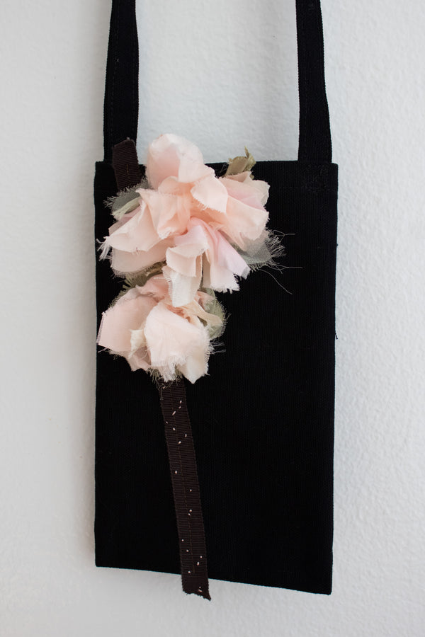 N° 113 crushed bloom crossbody phone pouch - ame pink