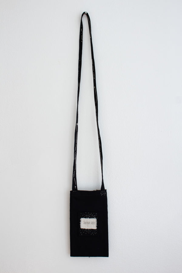 N° 113 constellation crossbody phone pouch - black/white