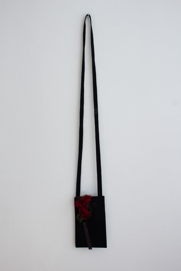 N° 113 crushed bloom crossbody phone pouch - ume red