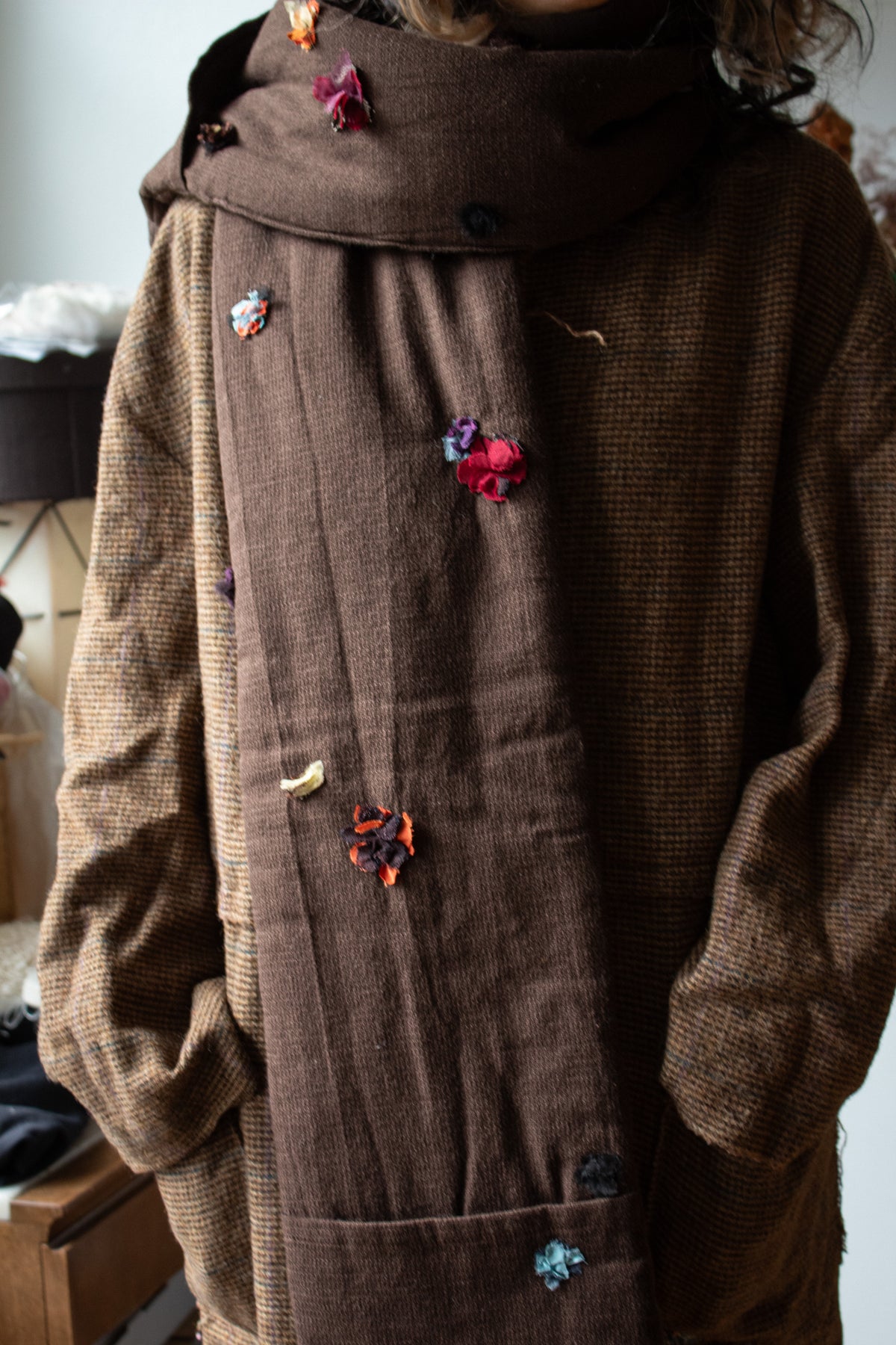 N° 123 crushed blooms scarf - choco brown