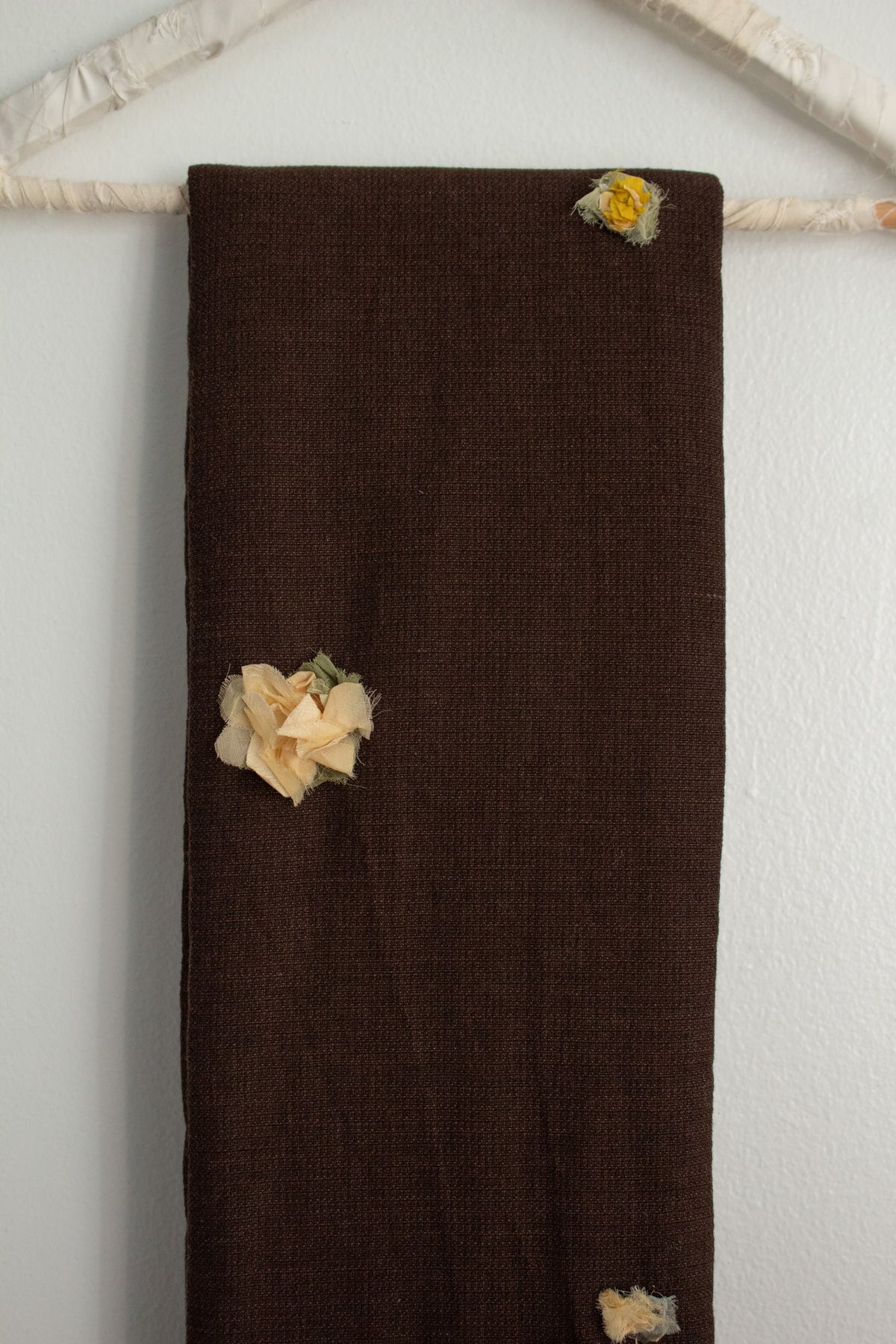 N° 123 crushed blooms scarf - taiyo yellow