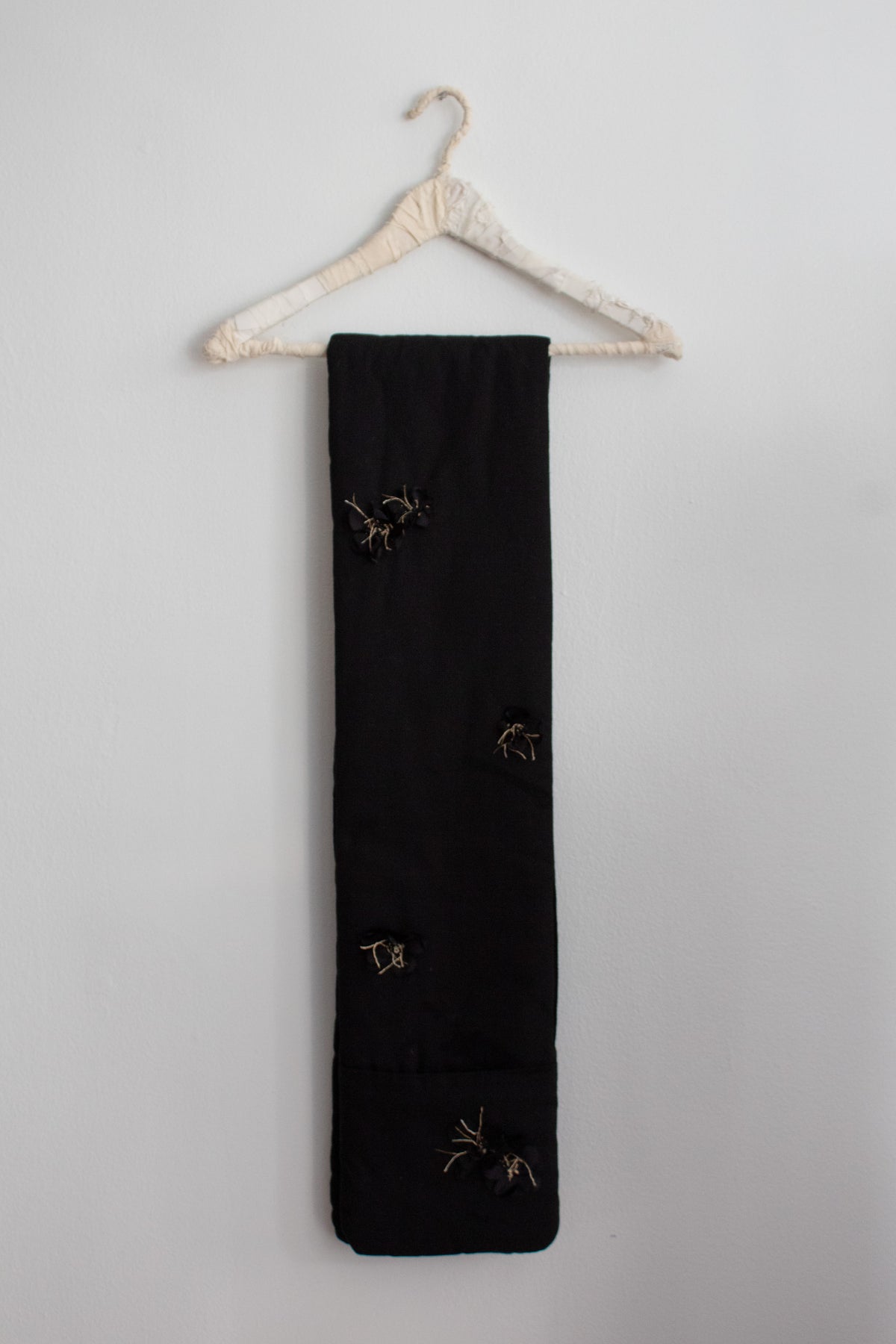 N° 123 sakura scarf - sumi black/gold