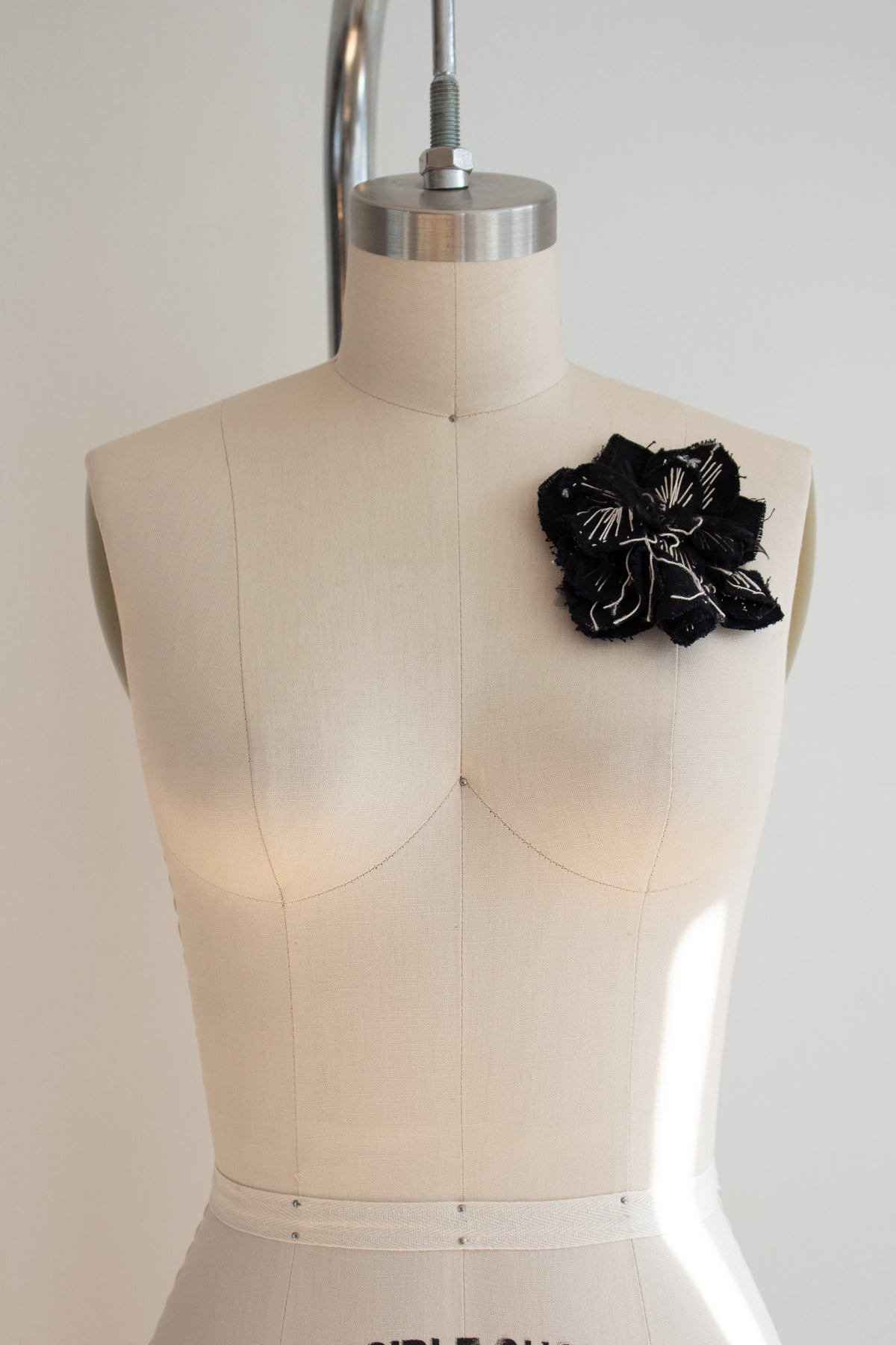 N° 100 constellation brooch 1