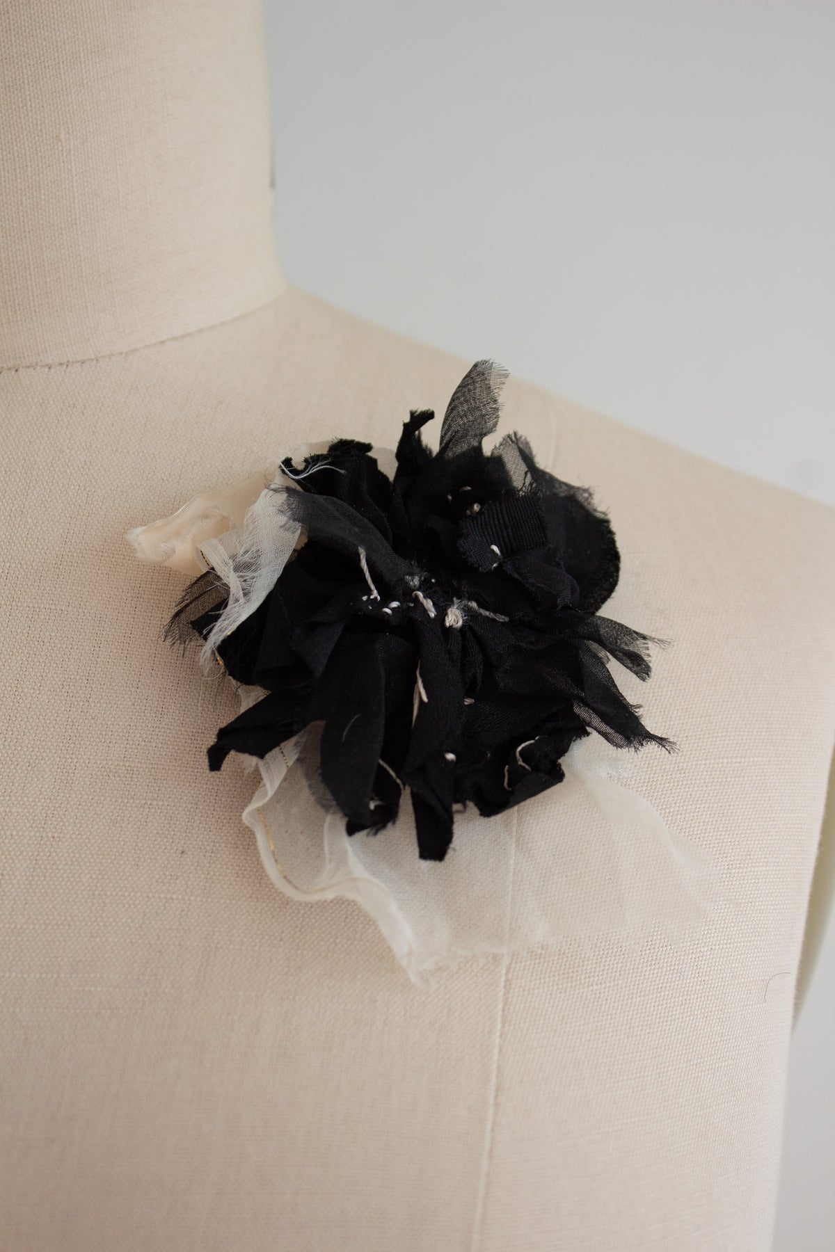 N° 100 mars flower brooch 2