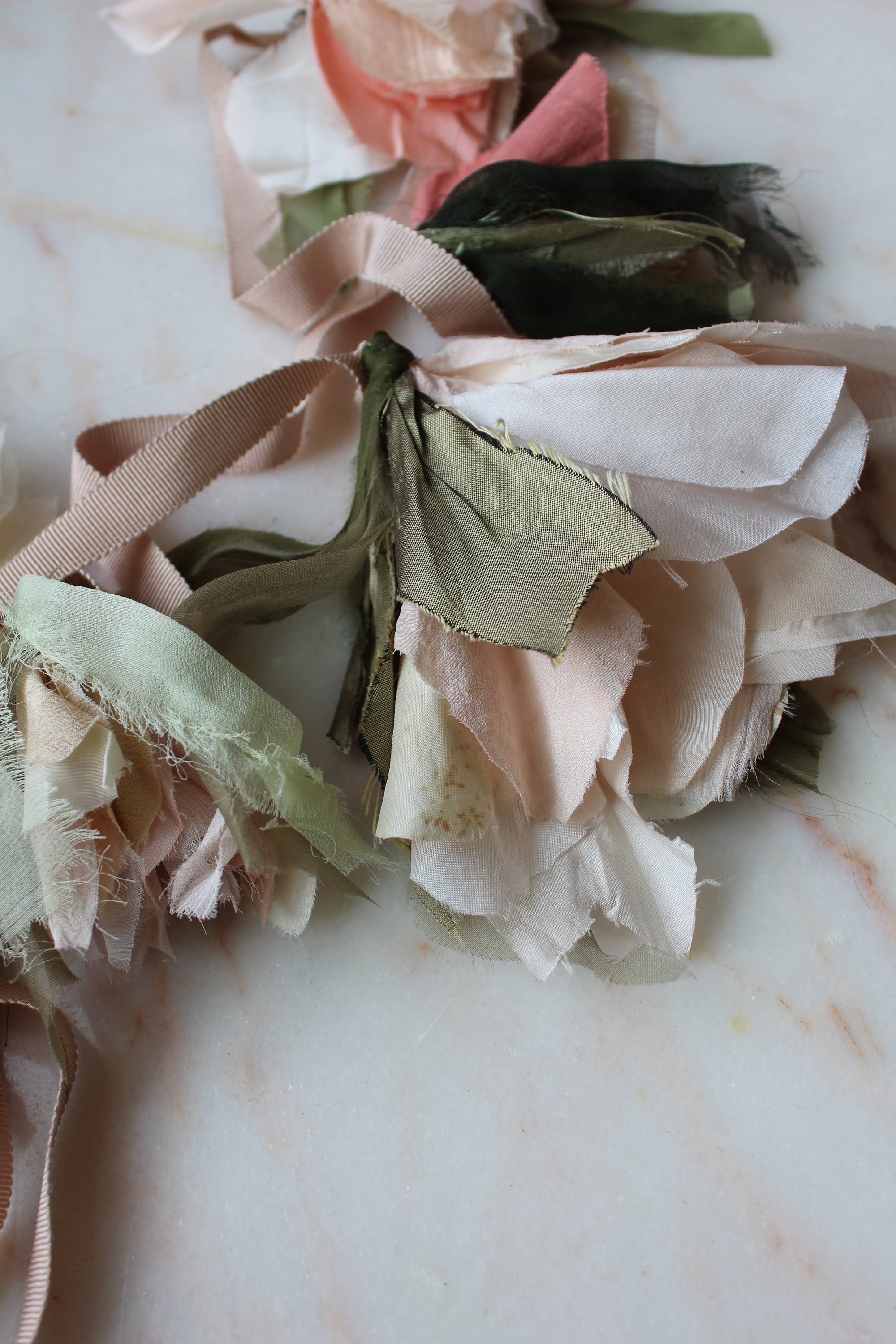 N° 155 falling flower accessory - botanical pink - 5