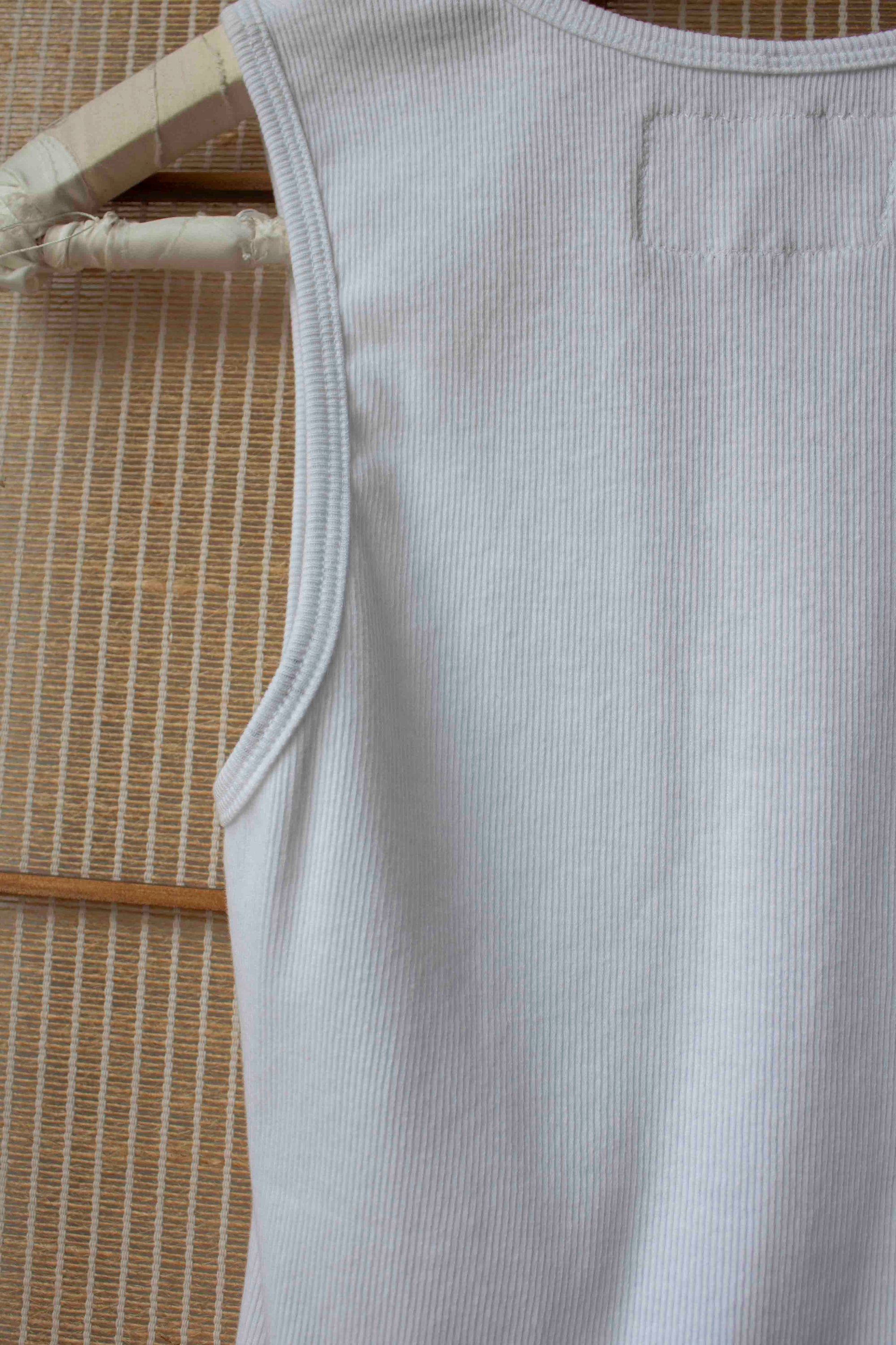 N° 354 womens fitted pressed flower rib tank - yuki white/fuji lilac - L