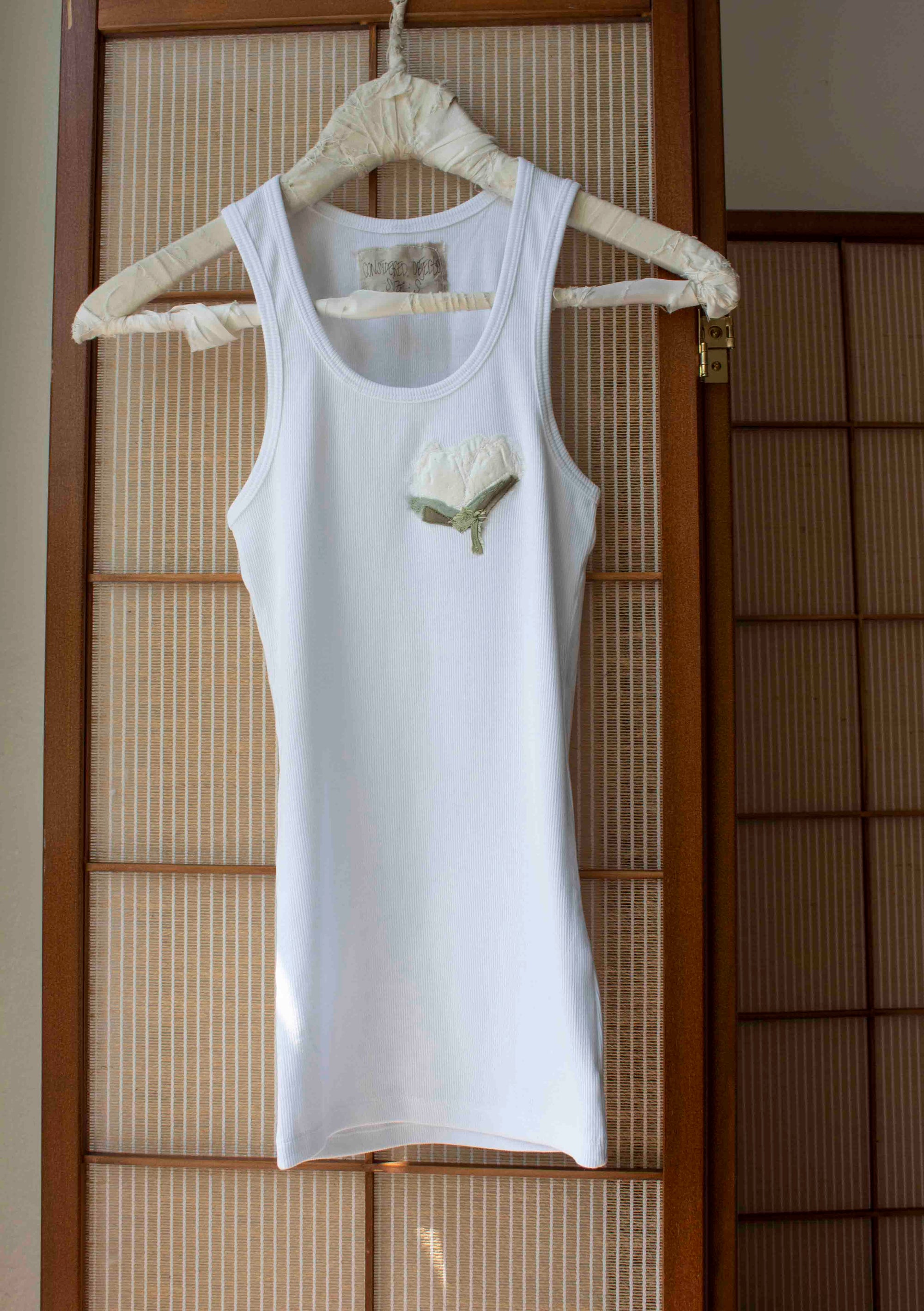 N° 354 womens fitted pressed flower rib tank - yuki white/yuki white - S