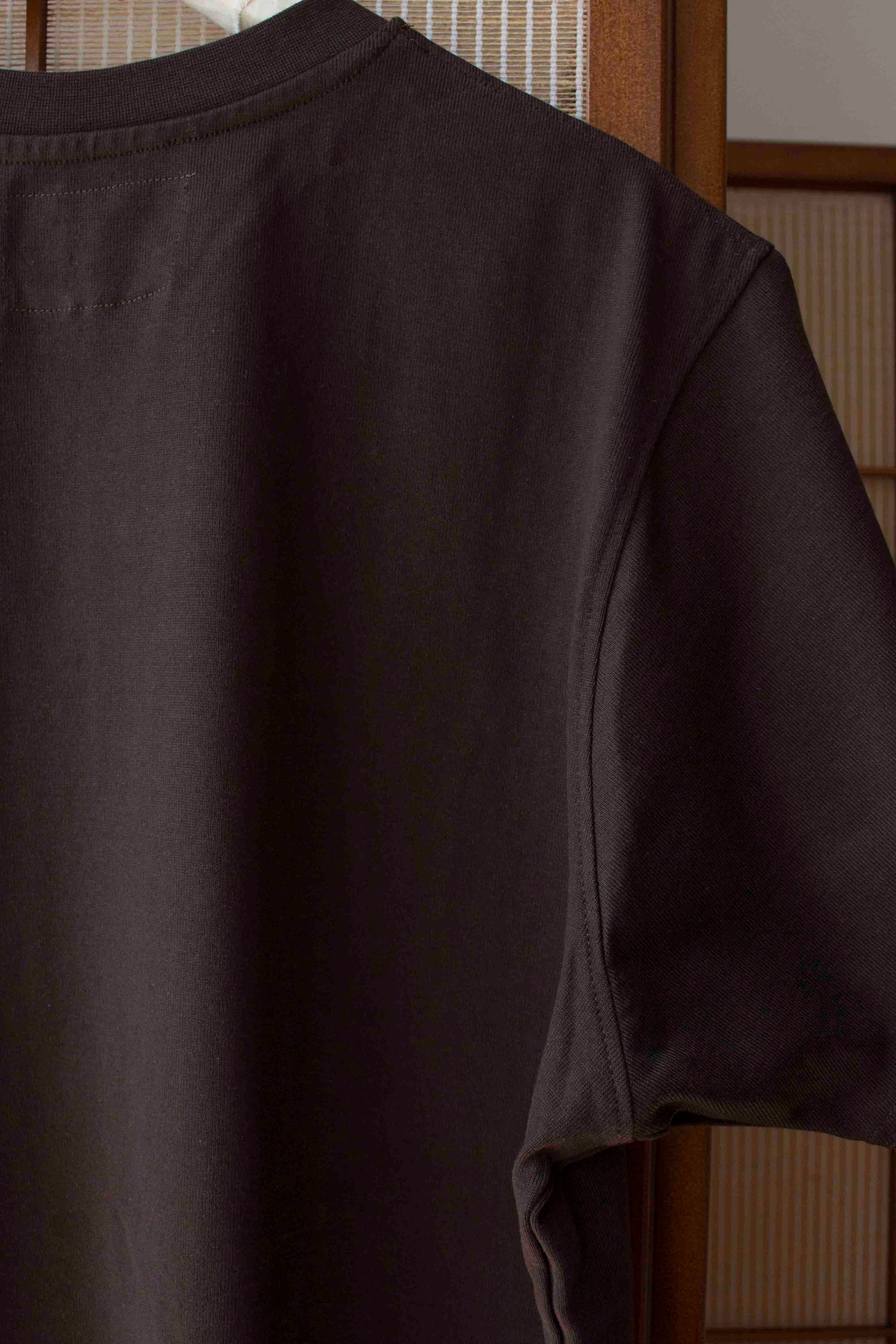 N° 285 pressed flower heavyweight T-shirt - choco brown (made to order)