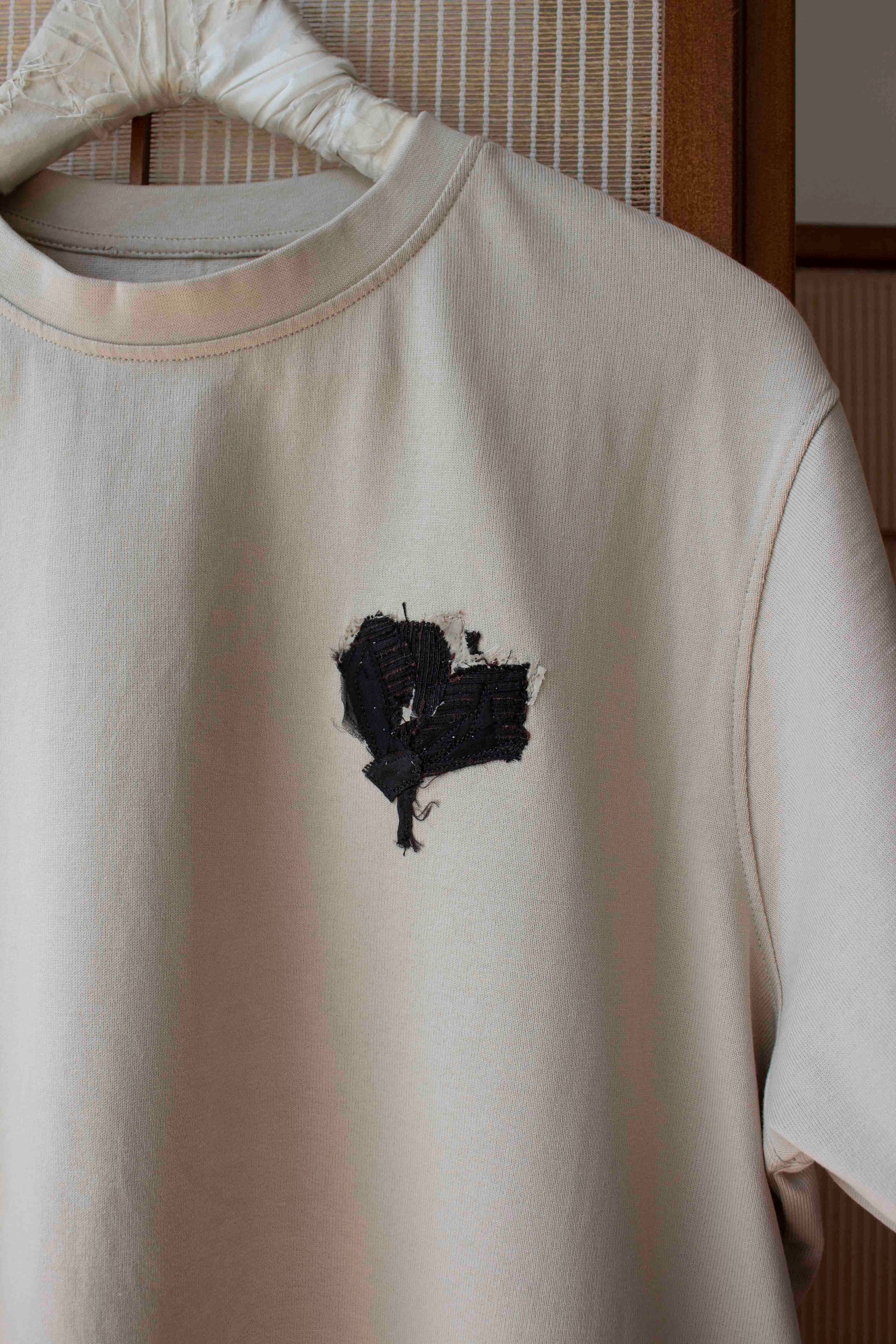 N° 285 heavyweight pressed flower T-shirt - suna beige (made to order)