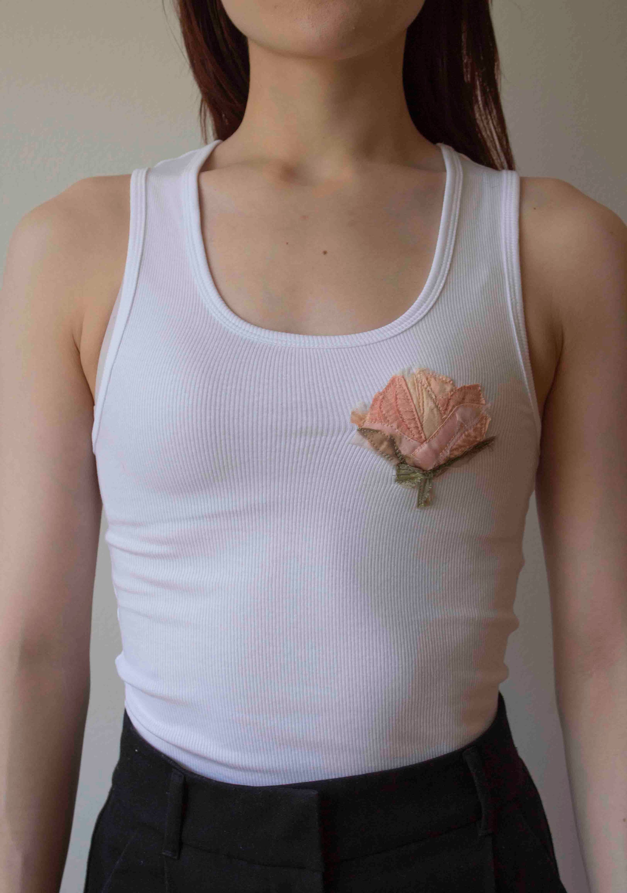 N° 354 womens fitted pressed flower rib tank - yuki white/ame pink - S, XXL
