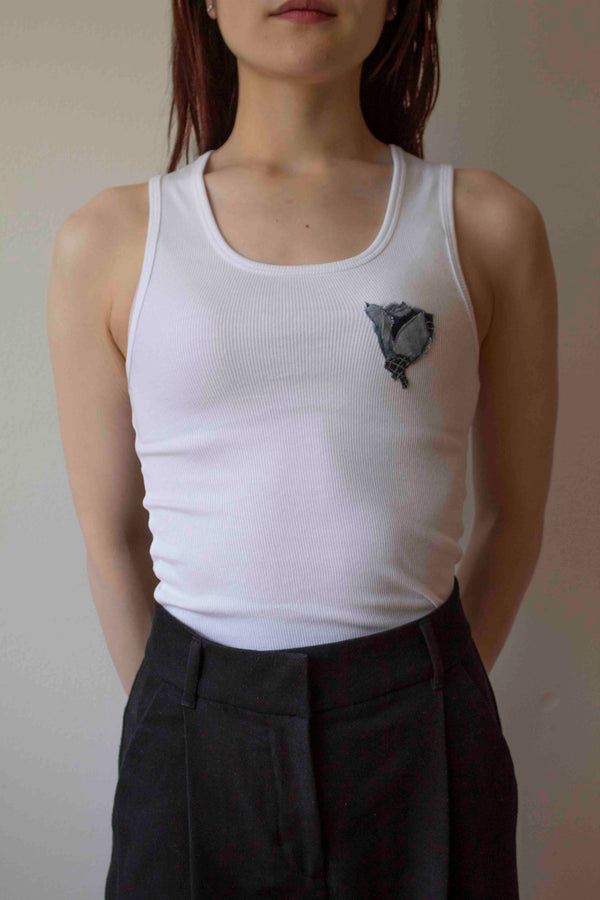 N° 354 womens fitted pressed flower rib tank - yuki white/sora blue (made to order)