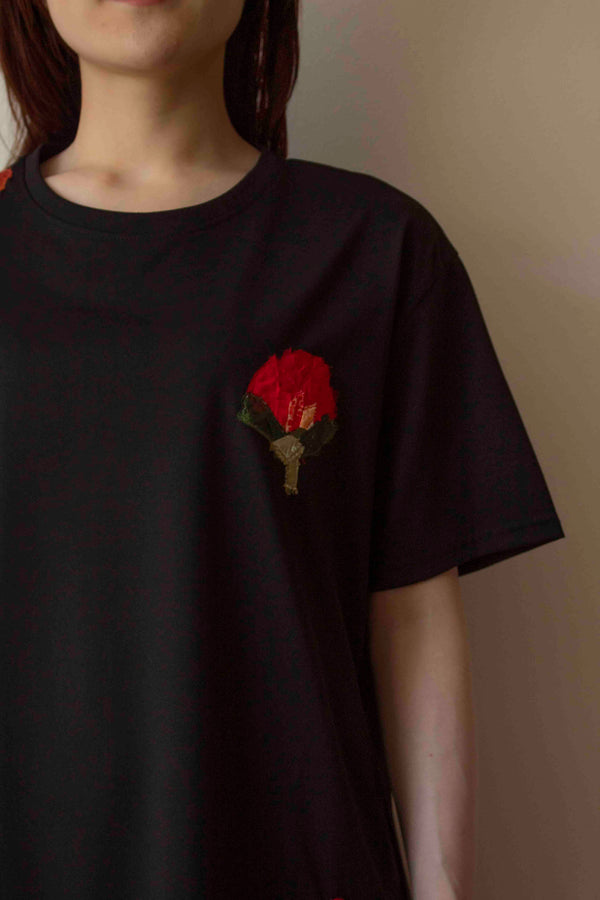 N° 59 nuru multi-pressed flower T-shirt