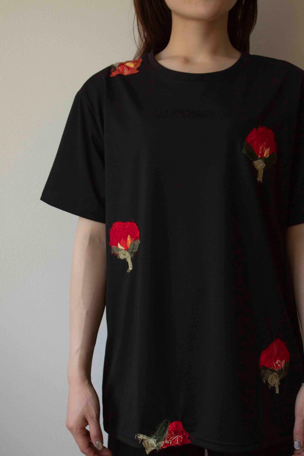N° 59 nuru multi-pressed flower T-shirt