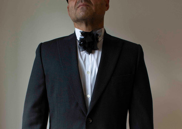 N° 44 crushed bloom tie - sumi black - M