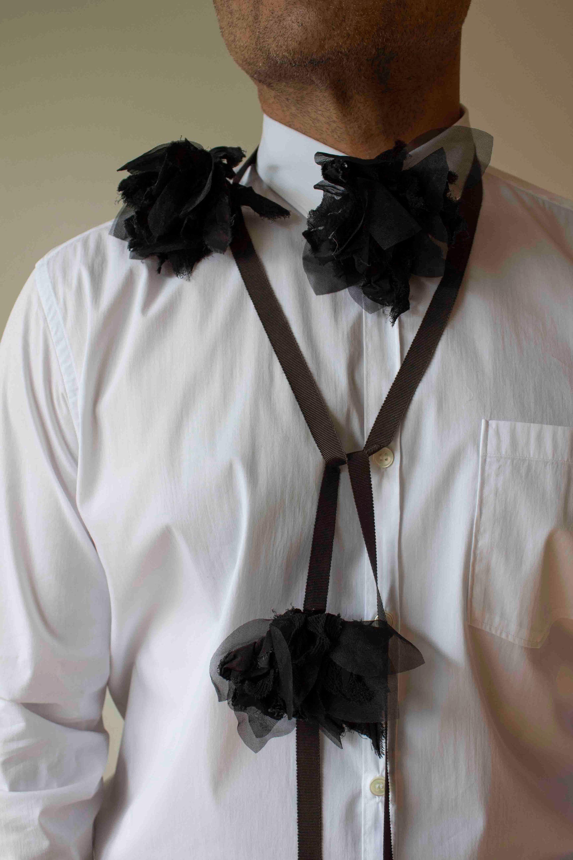 N° 49 crushed blooms accessory - sumi black - M